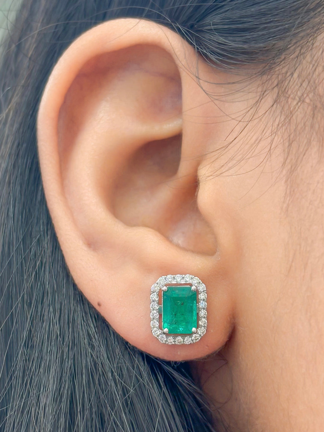 JPERG-4140/11435 Diamond Emerald Earring | 18K