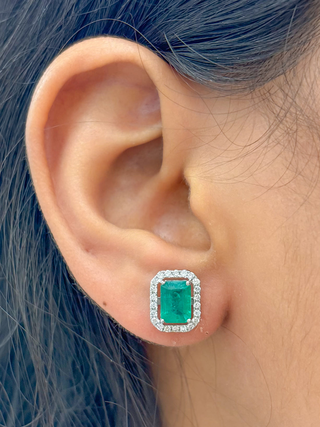 JPERG-4201/11616 Diamond Emerald Earring | 14K