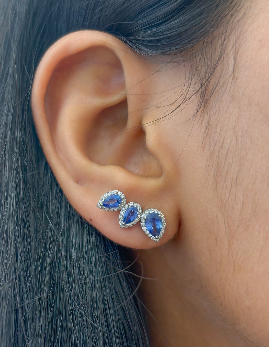 JPERG-4217/11703 Blue Sapphire Diamond Earring | 18K