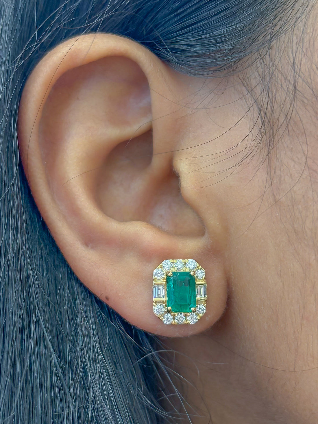 JPERG-4313/11983 Emerald Diamond Earring | 18K