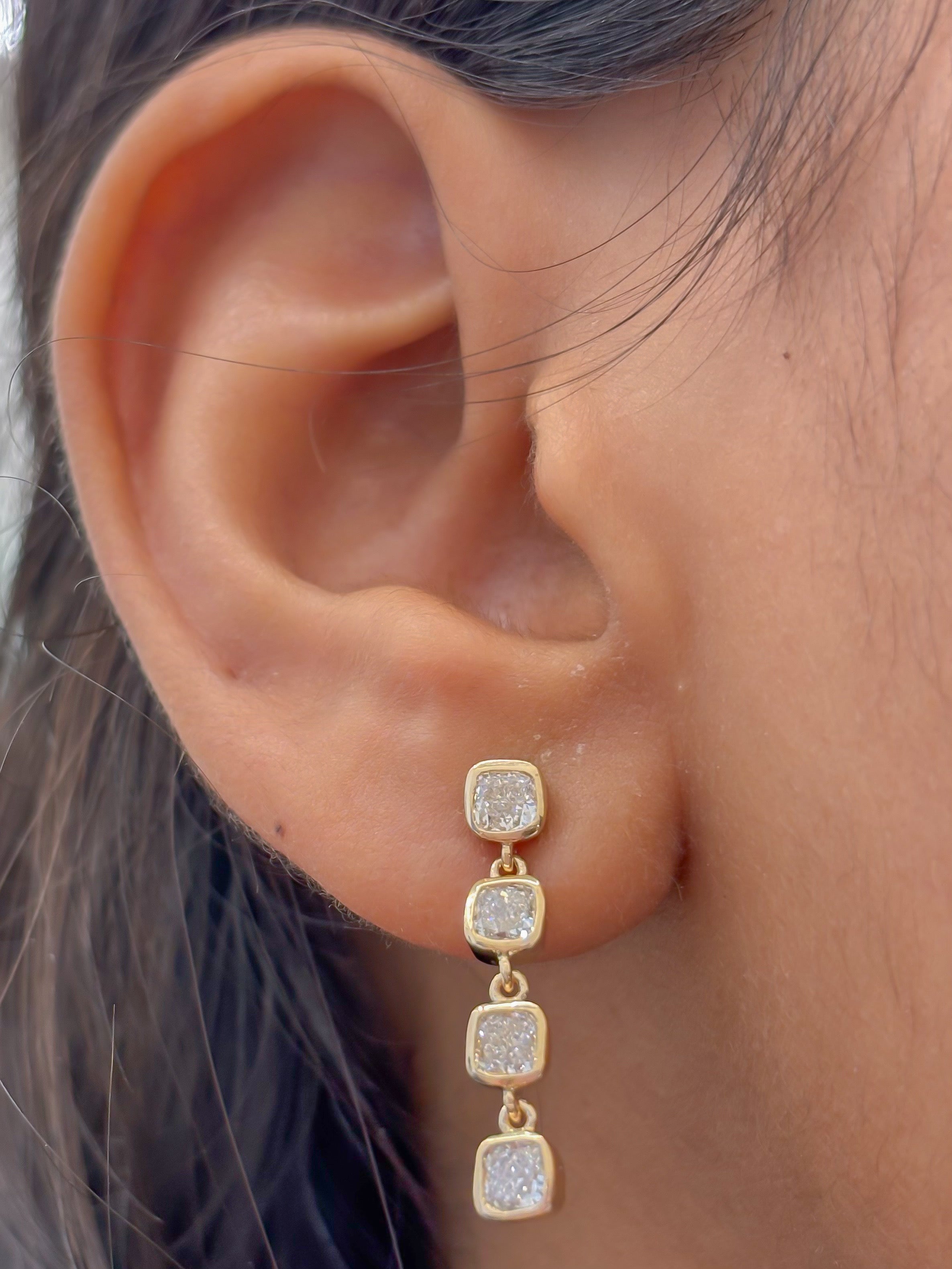 JPERG-4434/12528 Lab Grown Diamond Earring | 14K