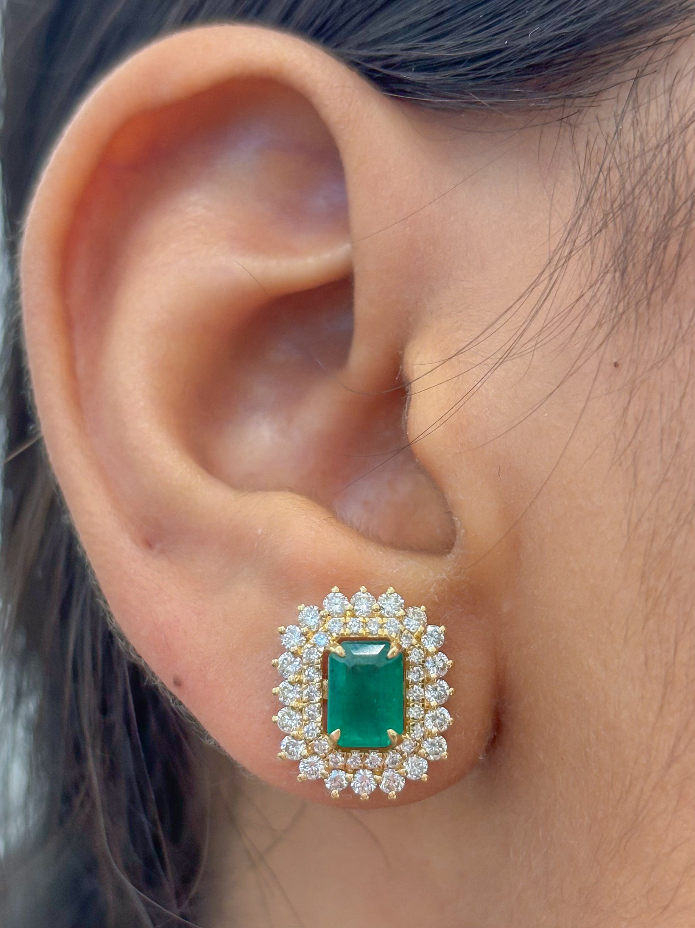 JPERG-4456/12619 Emerald Diamond Earring | 18K
