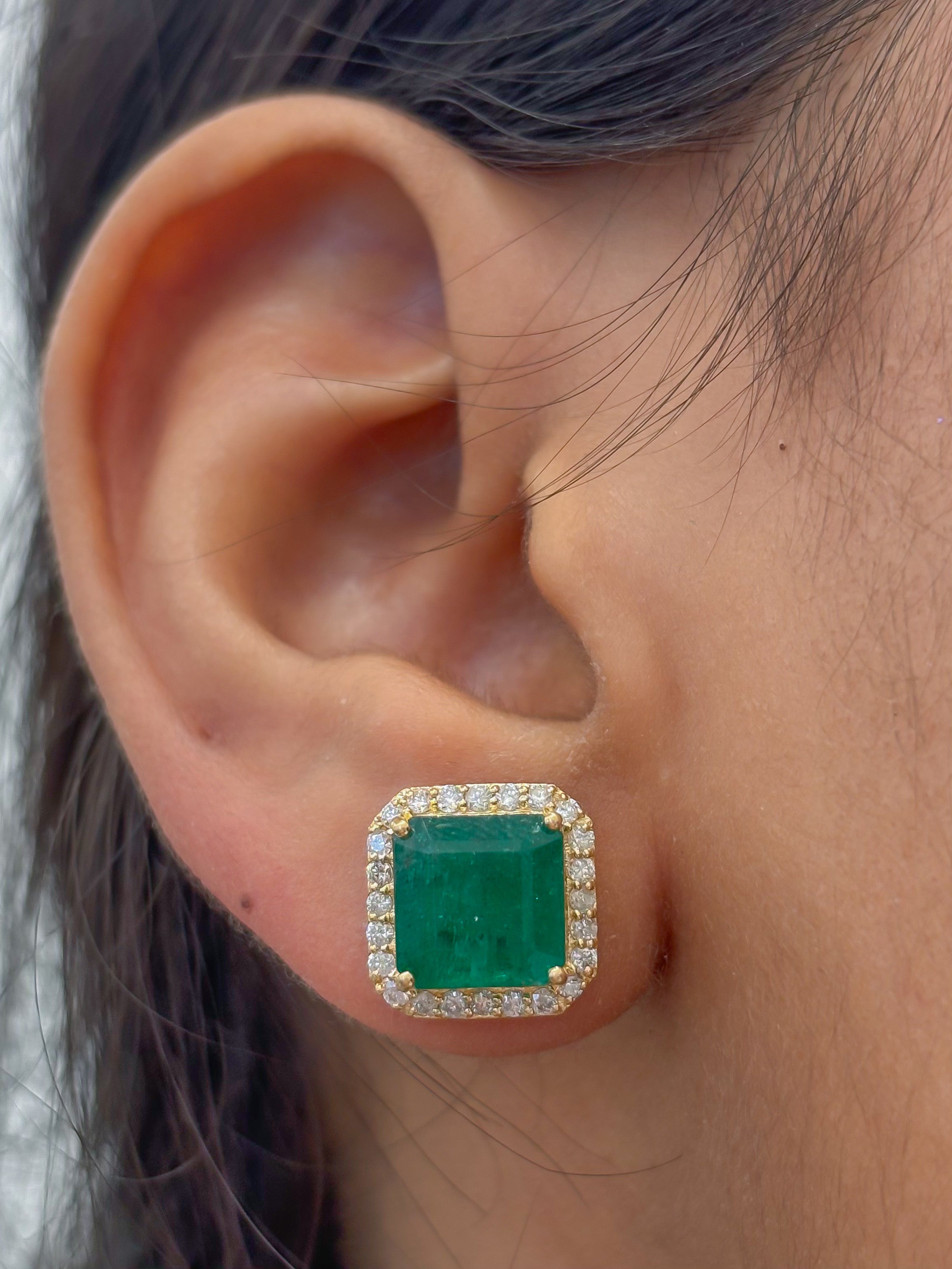 JPERG-4470/12633 Emerald Diamond Earring | 18K