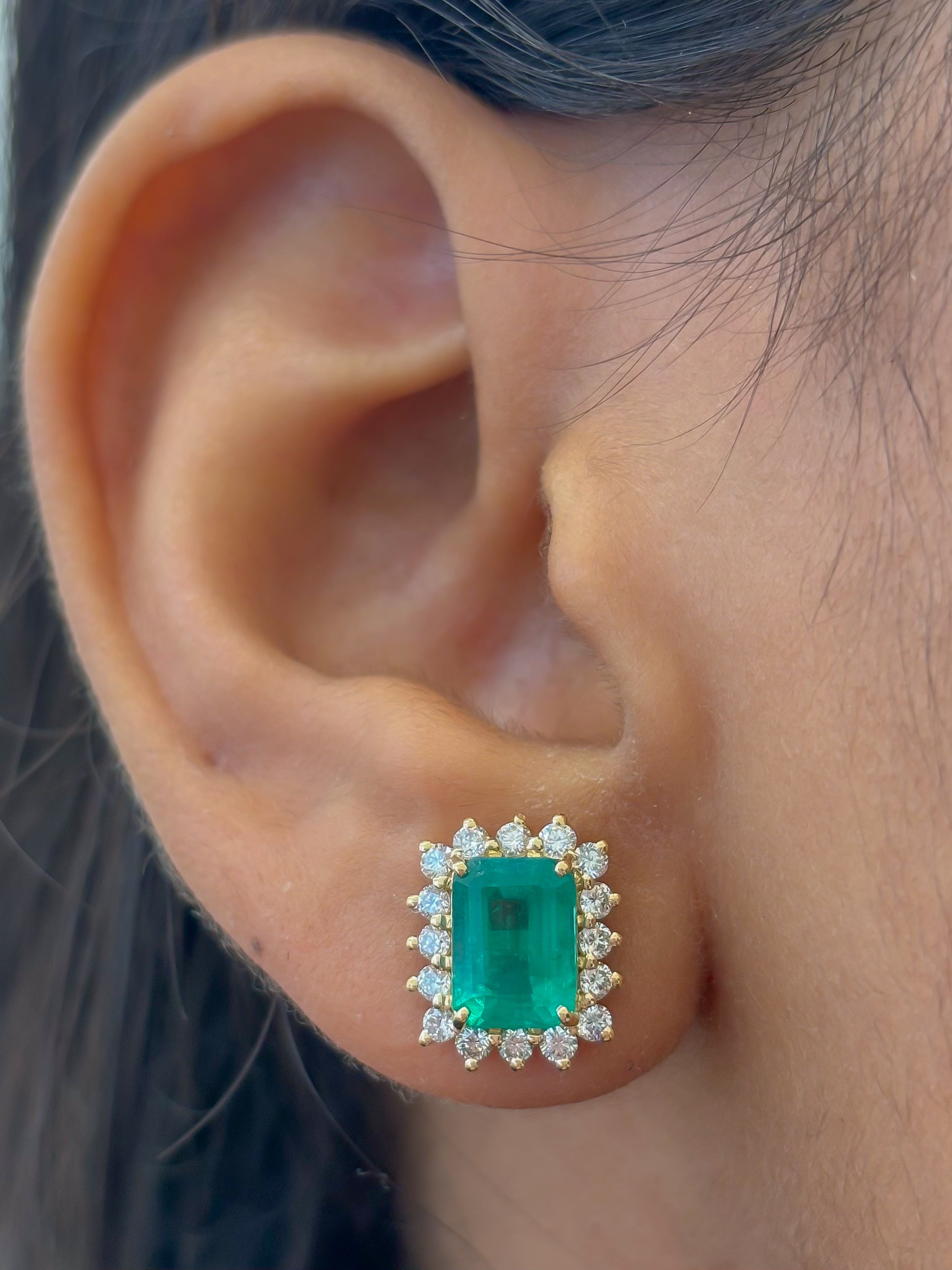 JPERG-4574/12946 Emerald Diamond Earring | 18K