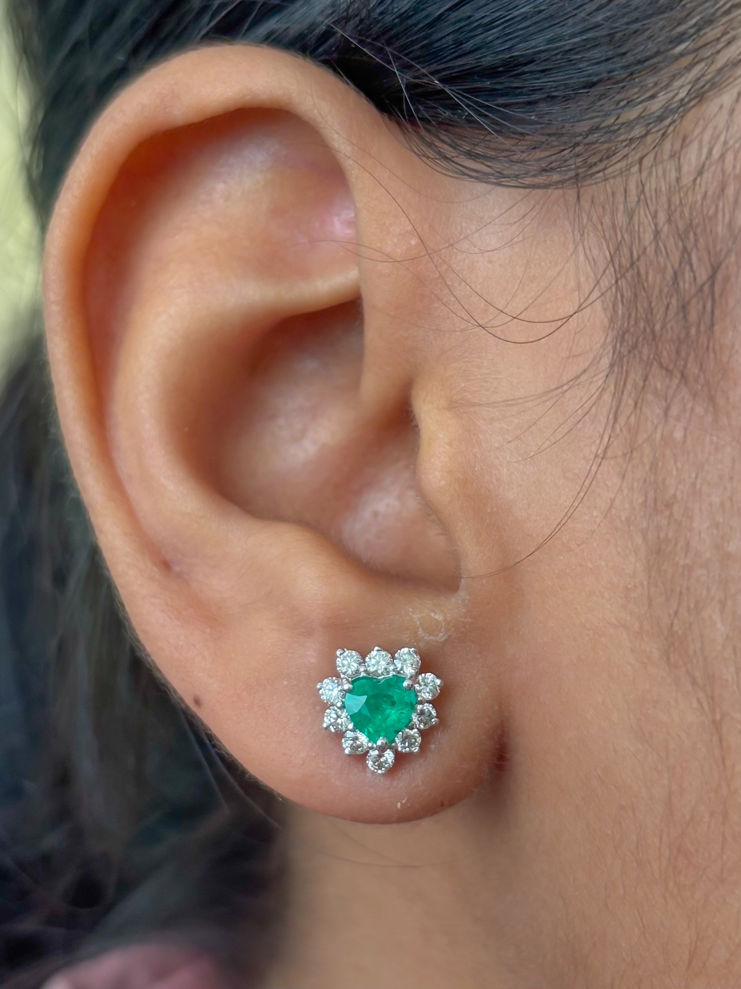 JPERG-4630/13102 Emerald Diamond Earring | 18K
