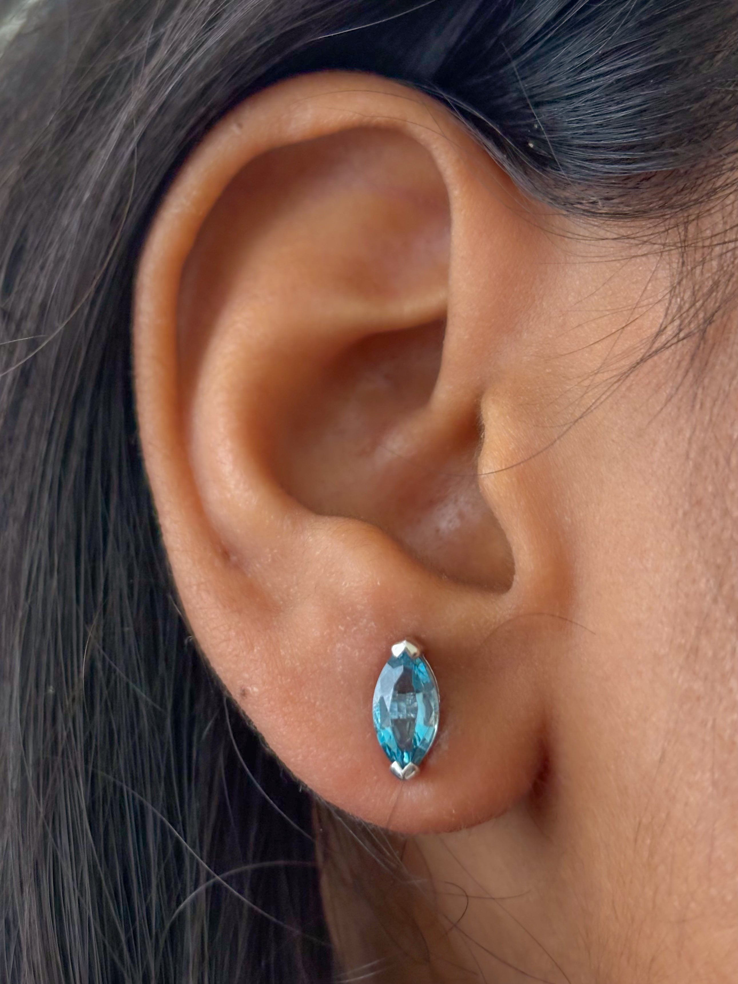 JPERG-466/2479 Semi Studs Earring | 14K