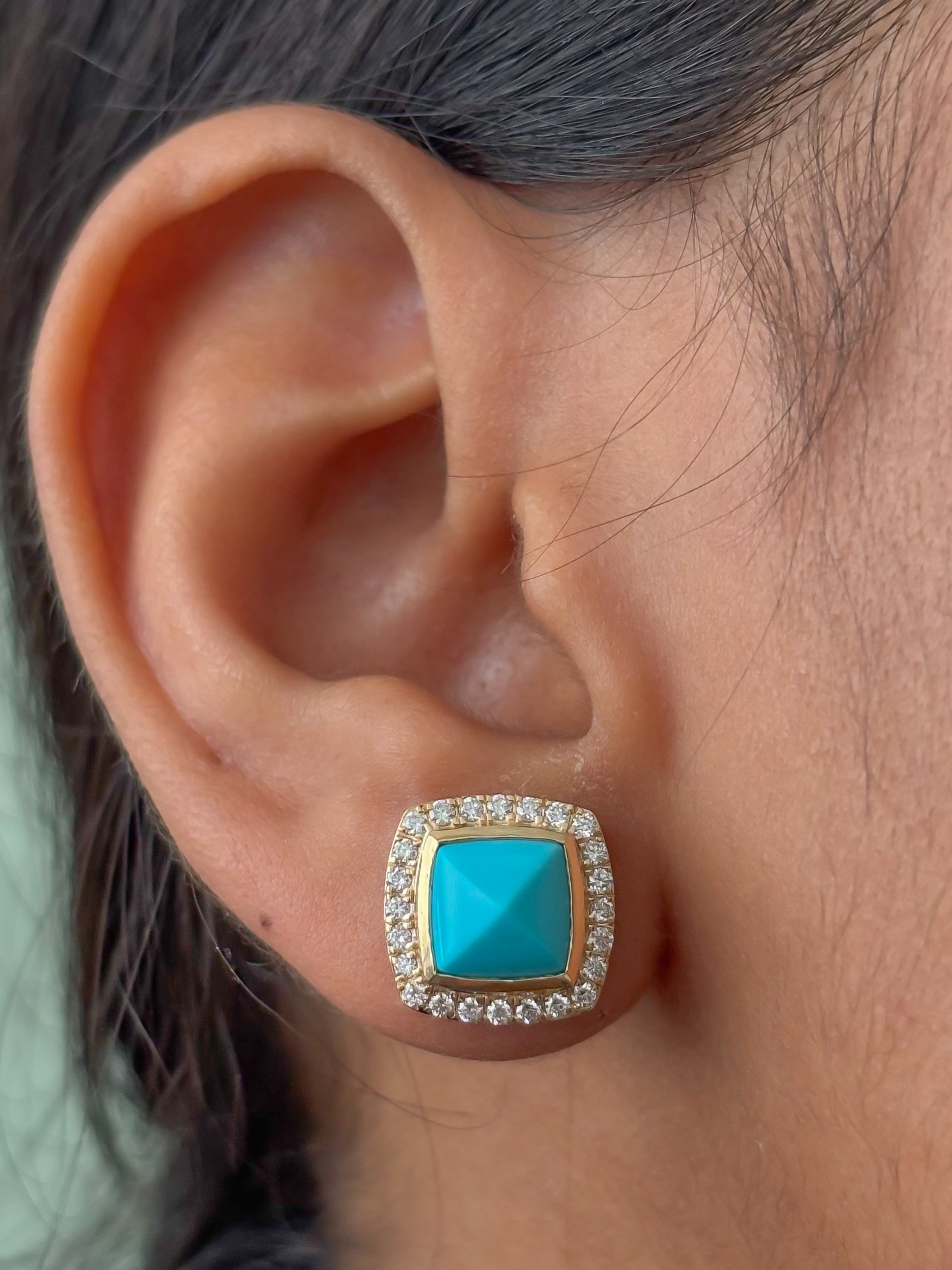 JPERG-4665/13255 Turquoise Diamond Earring | 14K