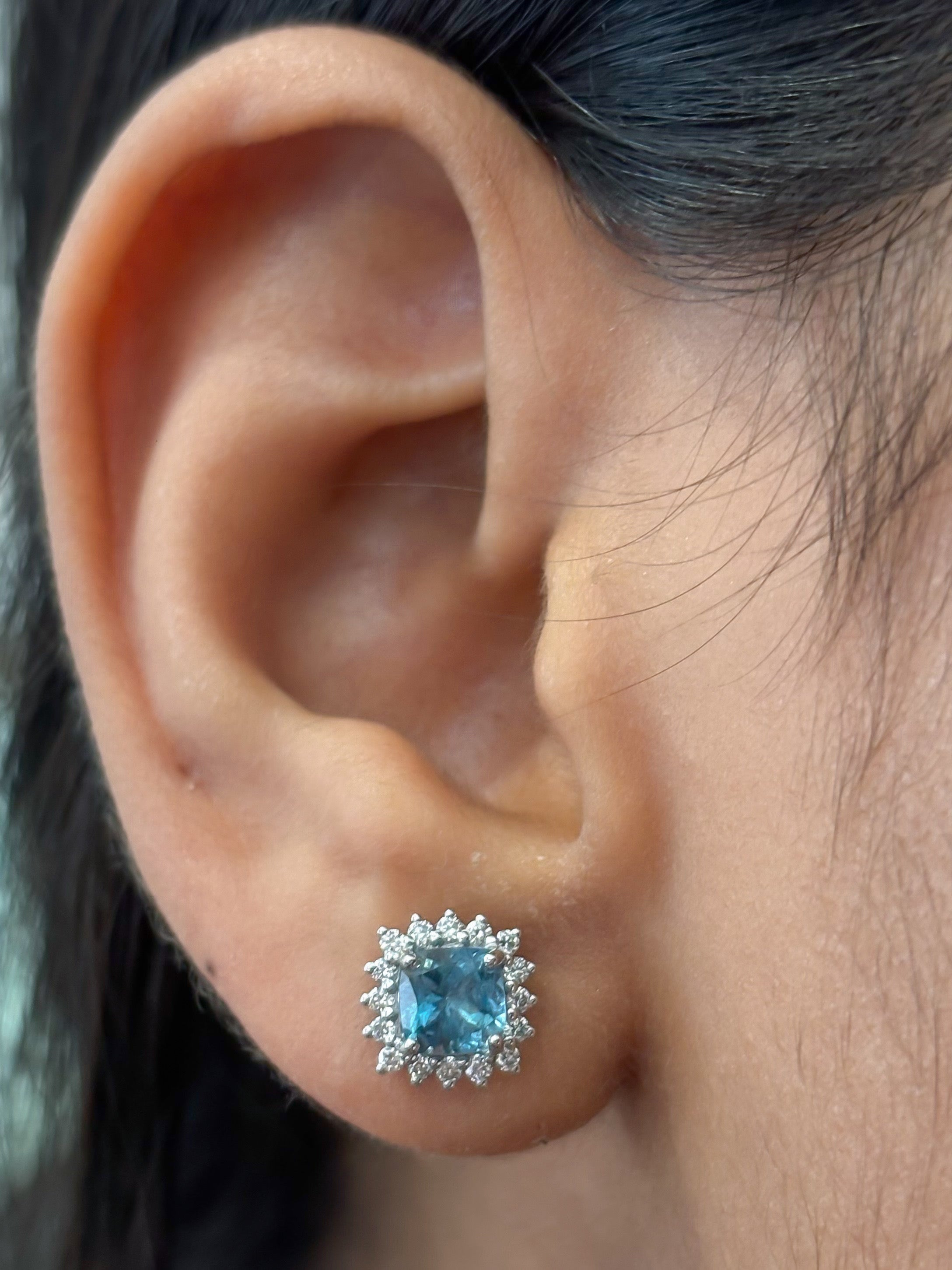 JPERG-4704/13379 Diamond Aquamarine Earring | 14K
