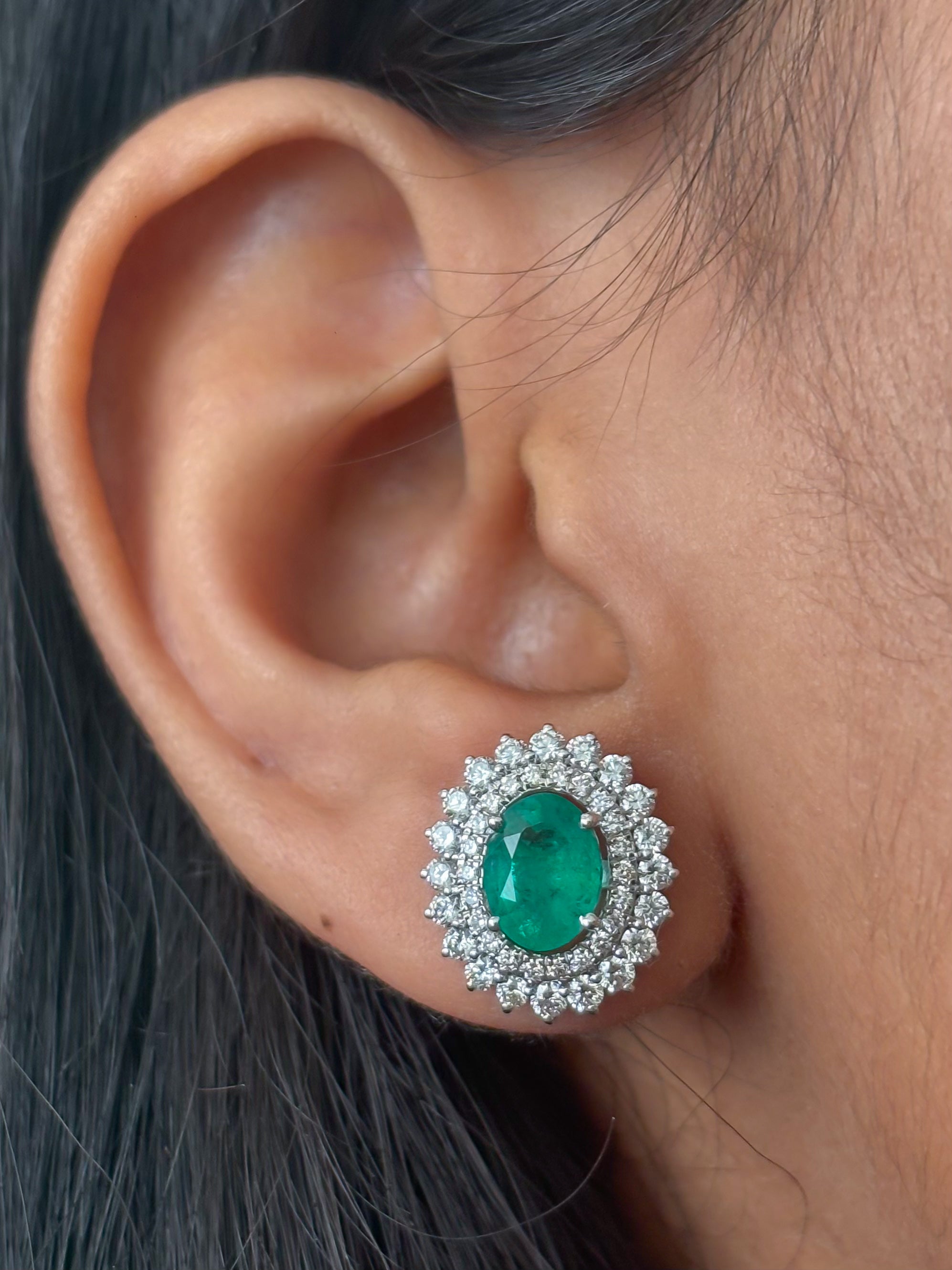JPERG-4726/13422 Emerald Diamond Earring | 18K