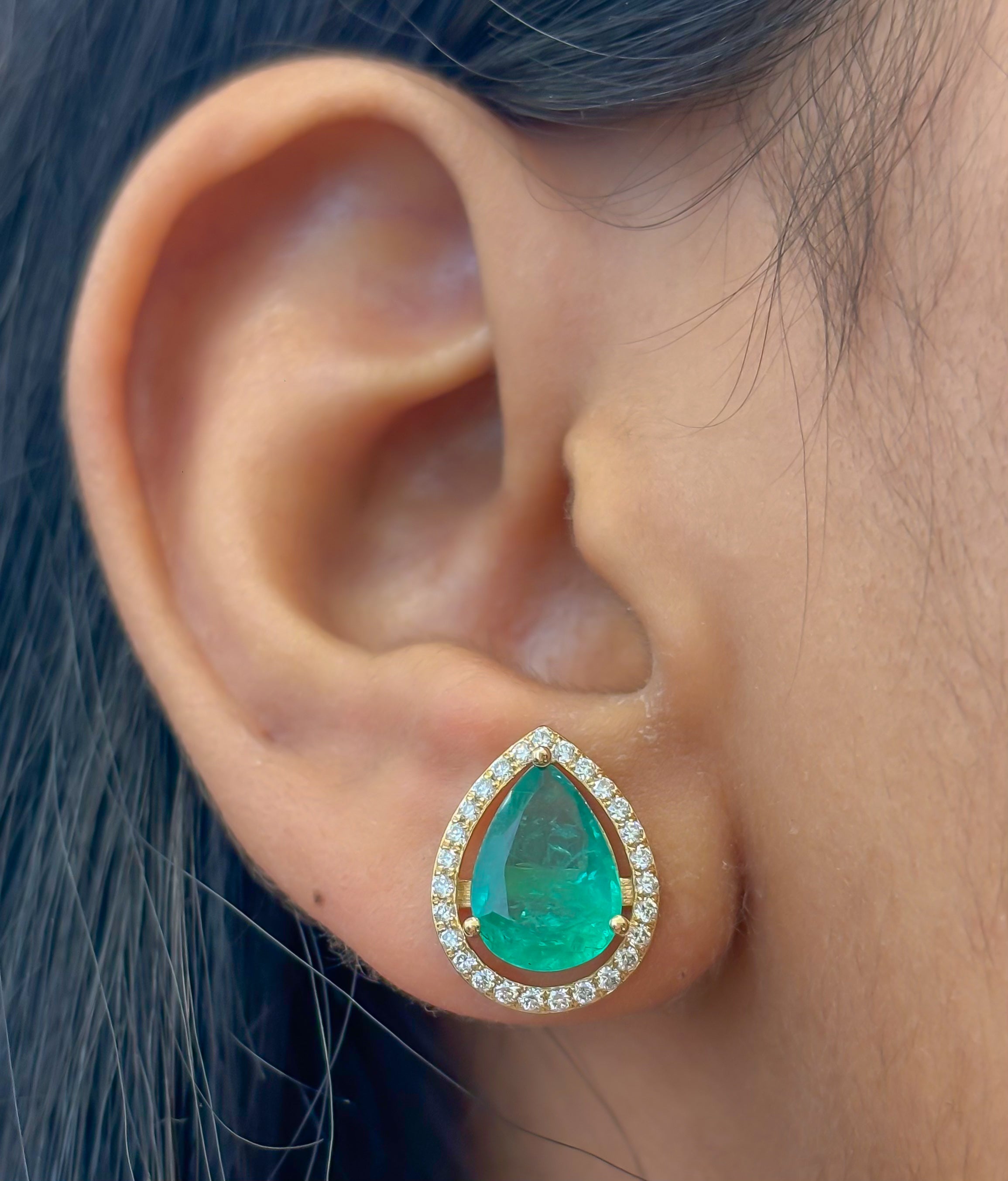 JPERG-4740/13440 Diamond Emerald Earring | 18K