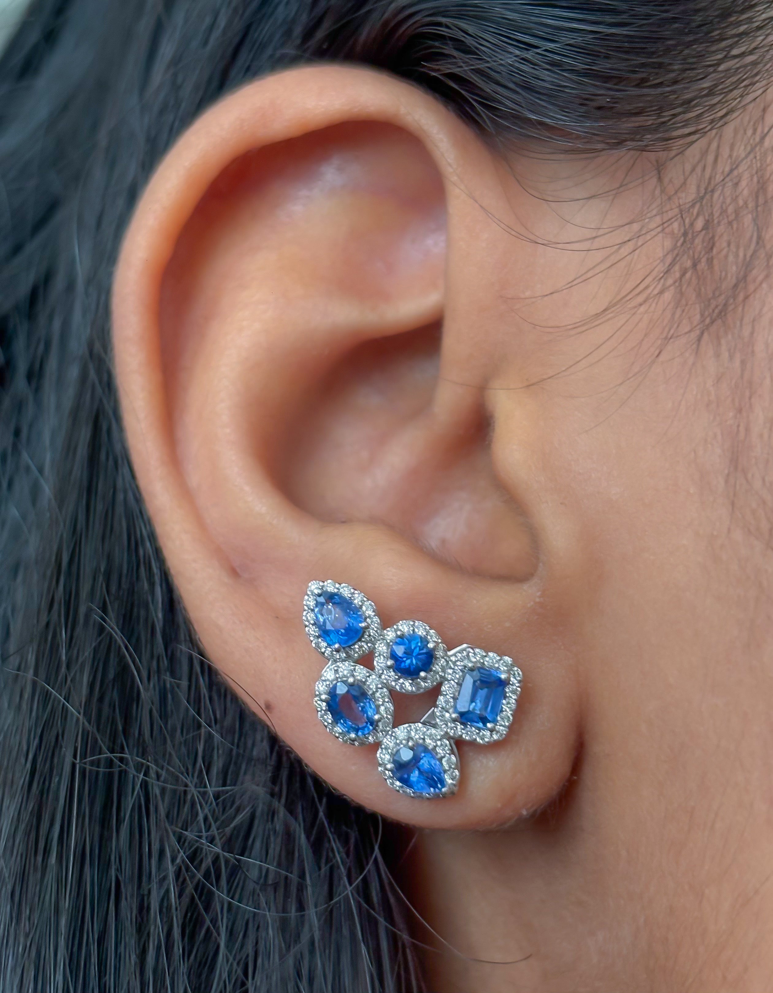 JPERG-4750/13463 Blue Sapphire Diamond Earring | 18K