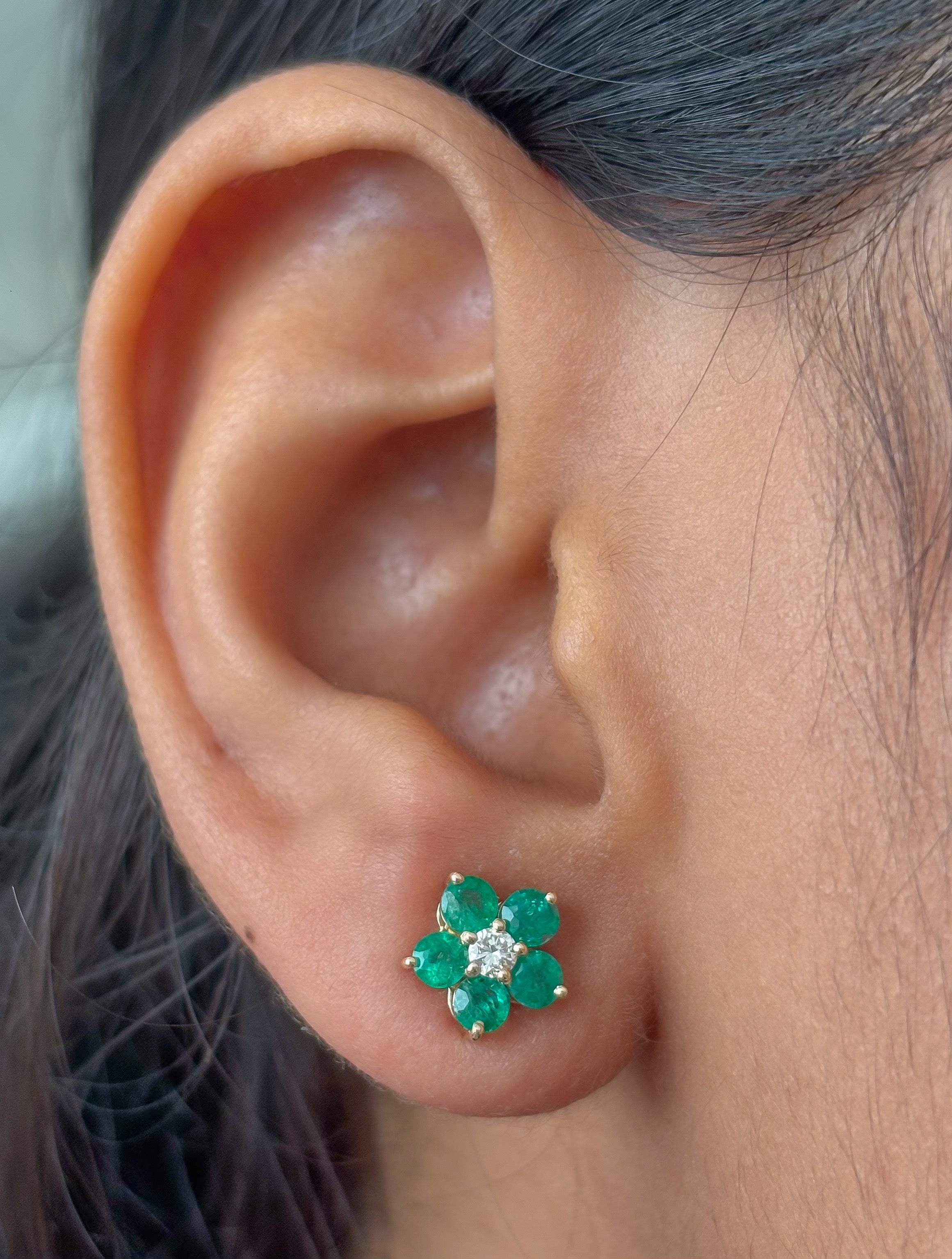 JPERG-4806/13701 Emerald Diamond Earring | 14K