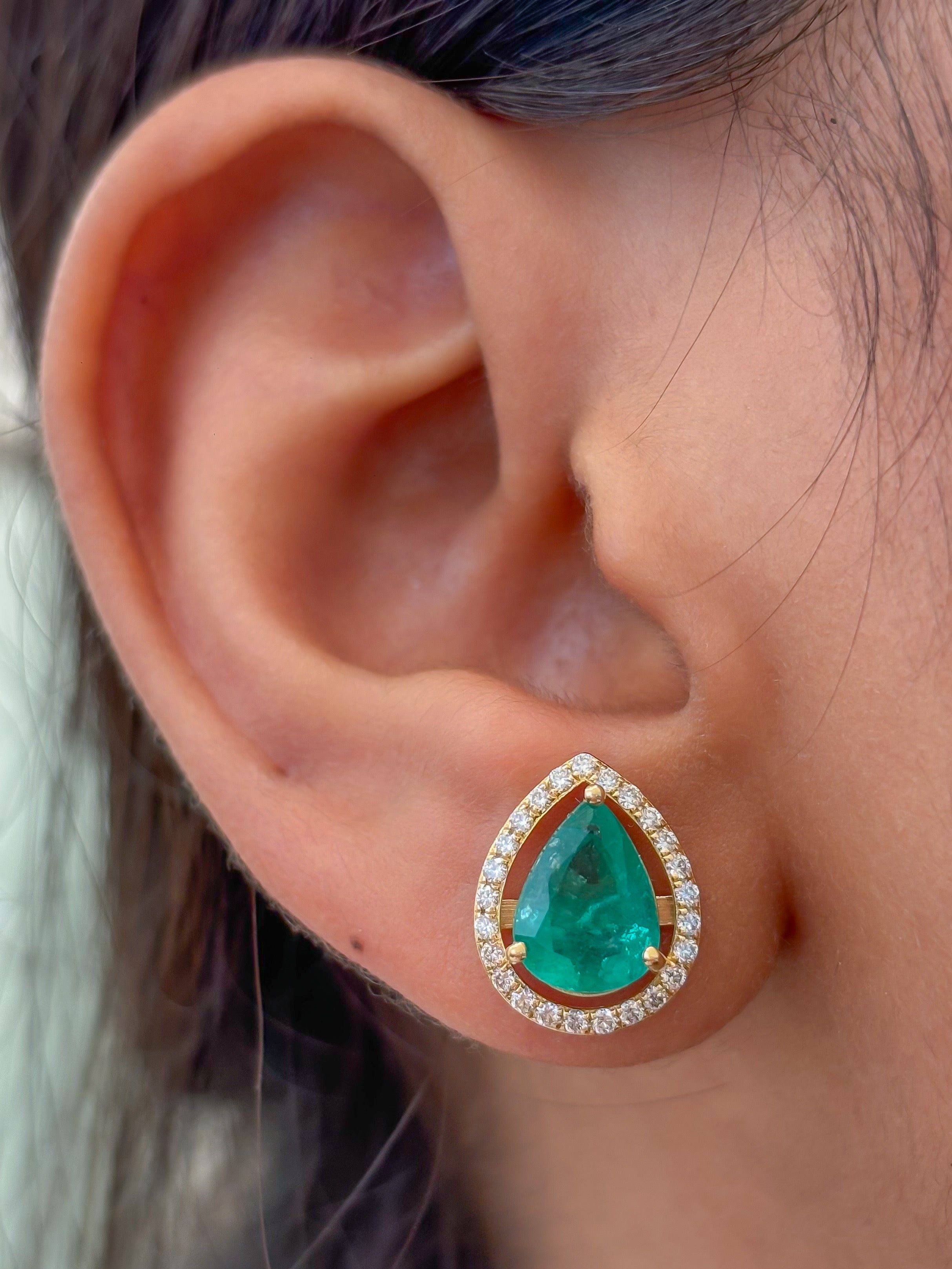 JPERG-4840/13812 Diamond Emerald Earring | 18K