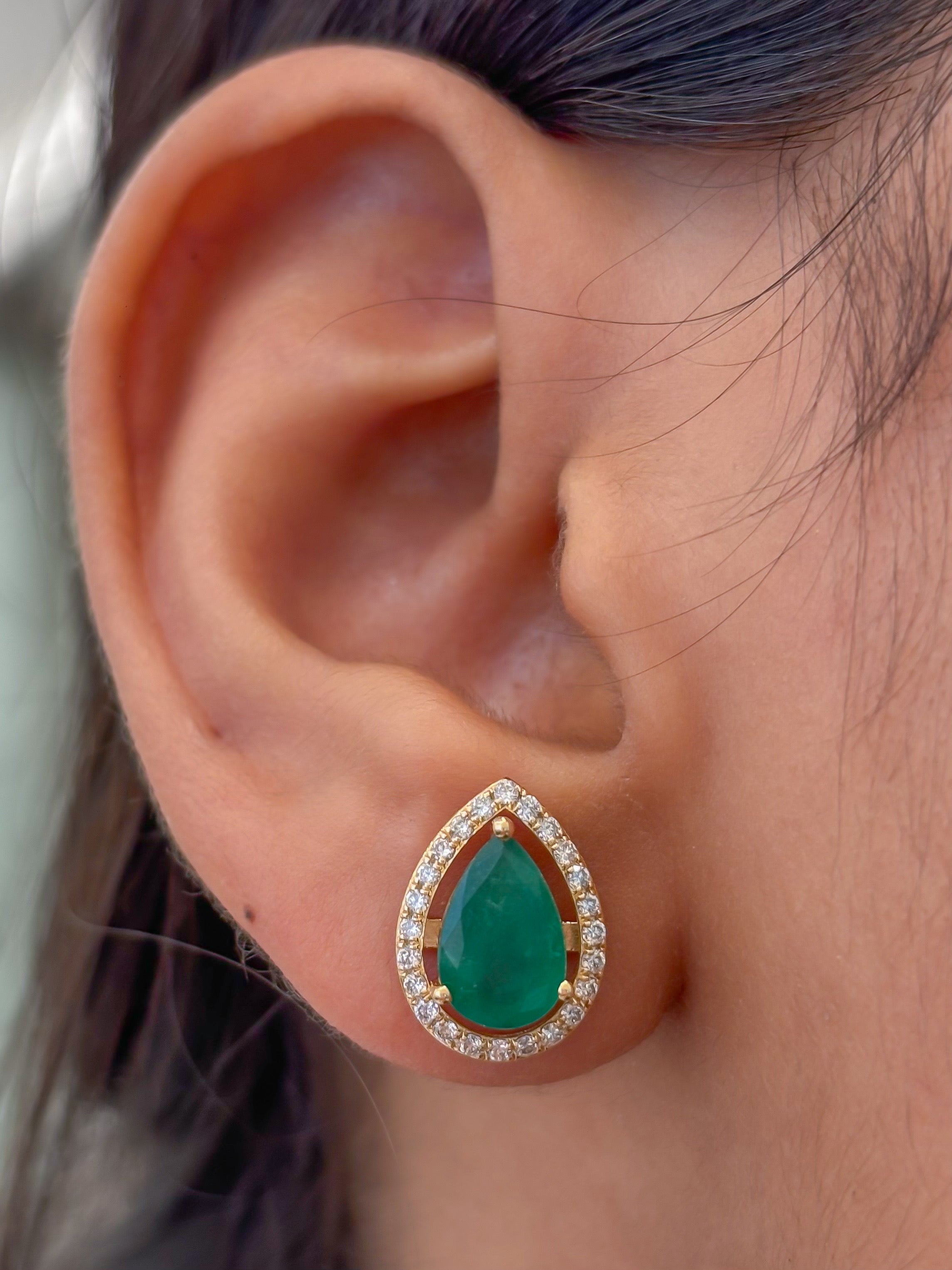 JPERG-4842/13814 Diamond Emerald Earring | 18K