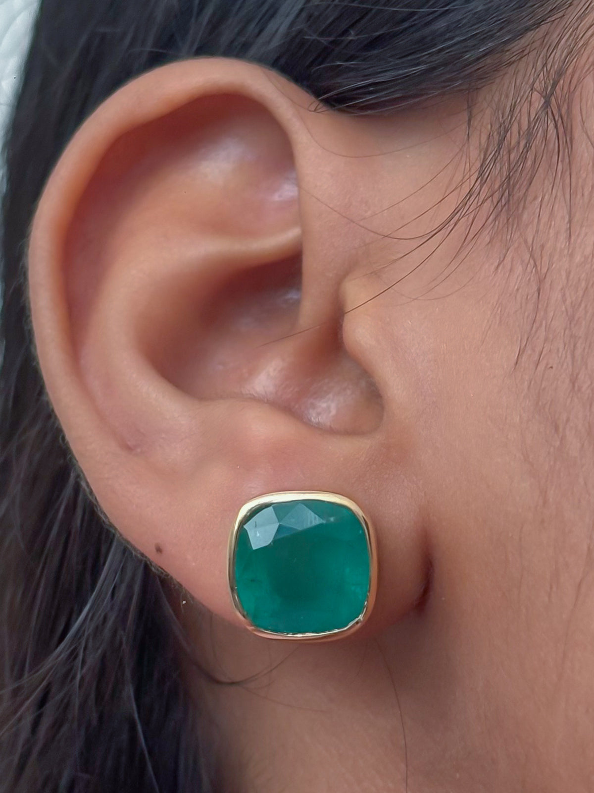 JPERG-4860/13956 Emerald Earring | 18K