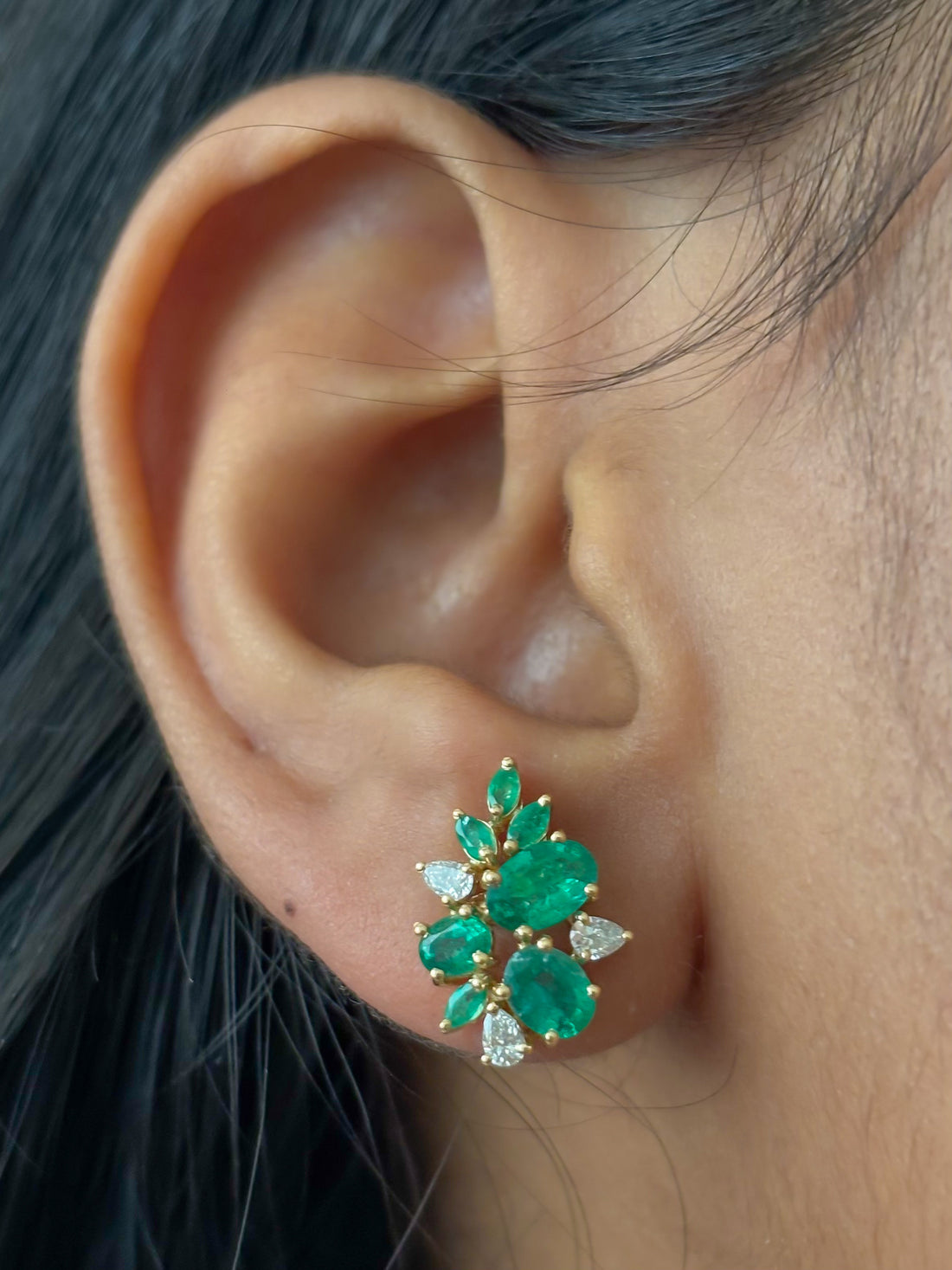 JPERG-4976/14700 Diamond Emerald Earring | 18K