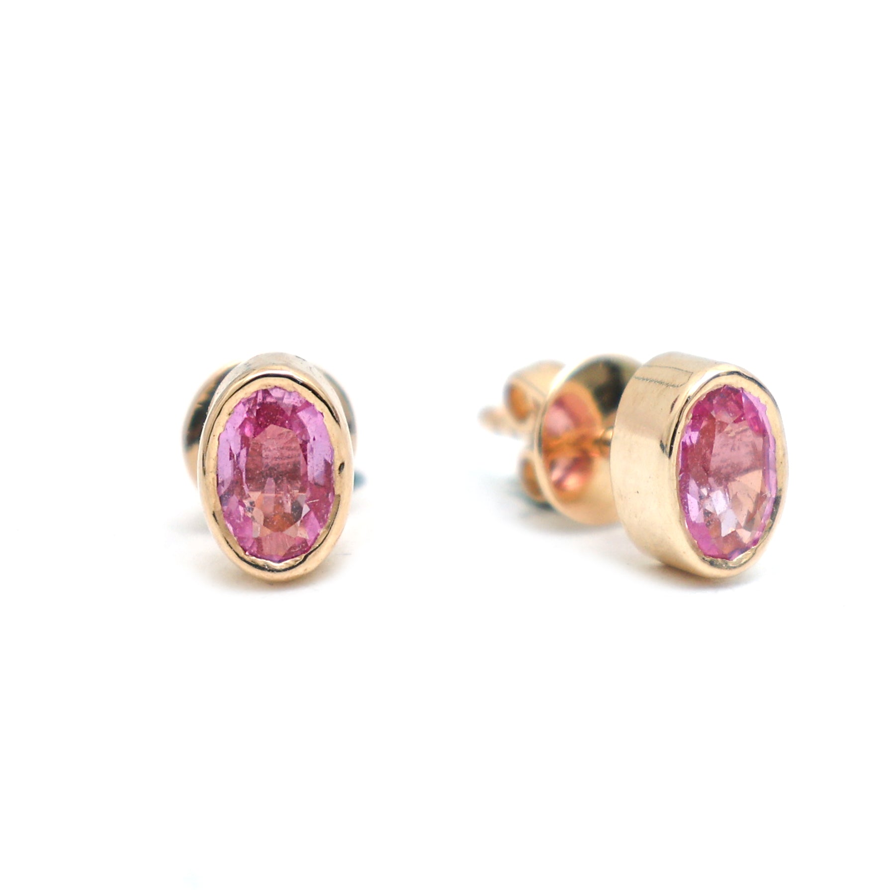 JPERG-788/3869 Pink Sapphire Oval  Studs Earring | 14K