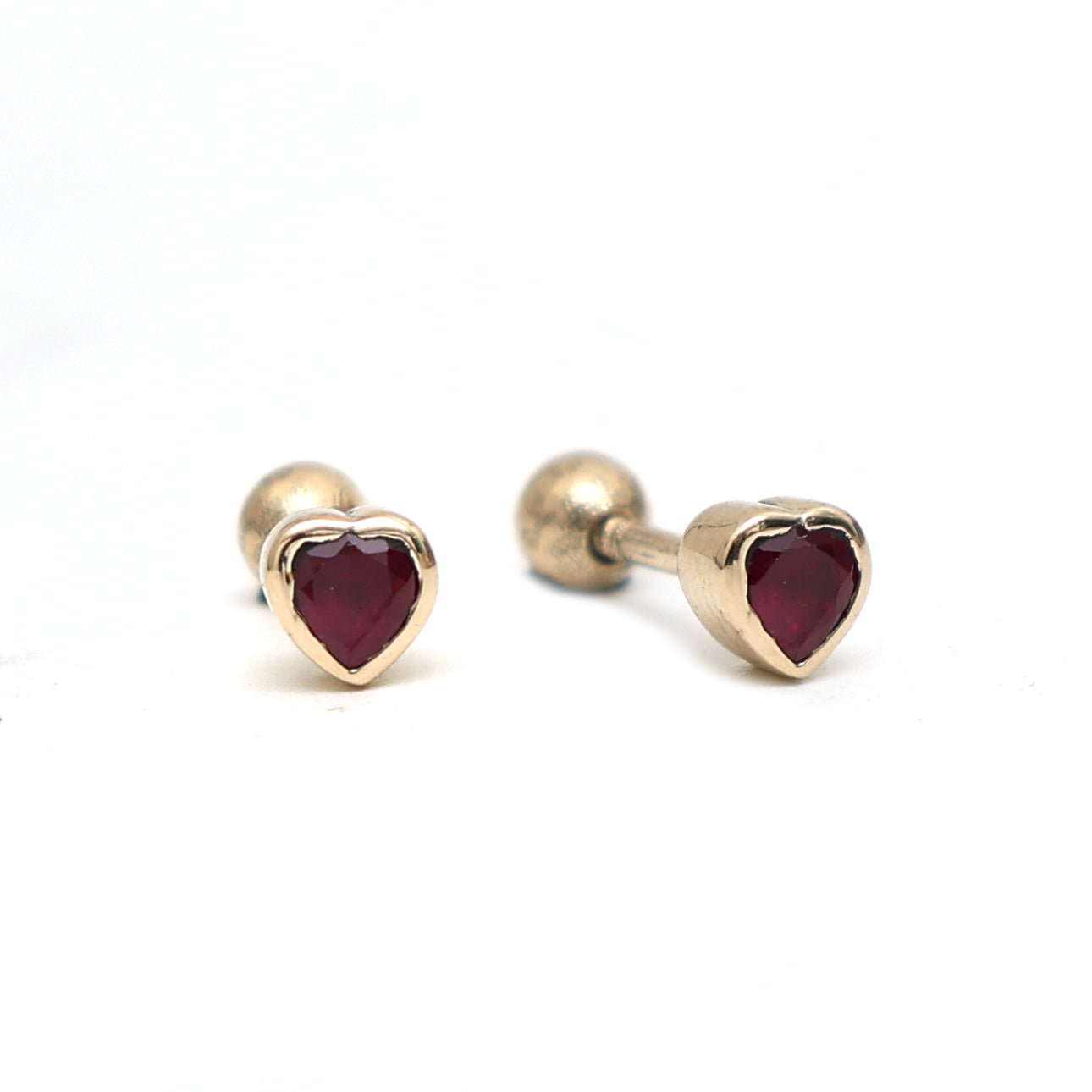JPERG-823/3930 Ruby Heart Piercing Earring | 14K