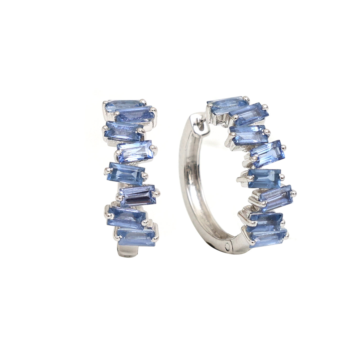 JPERG-949/4518 Blue Sapphire Baguette 4X2 Hoops Earring | 18K