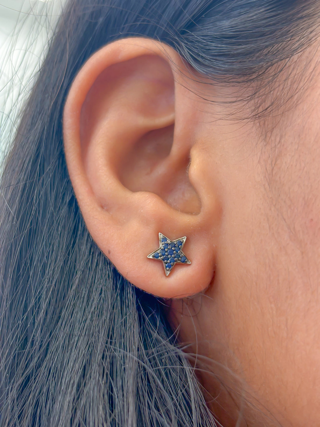 JPERG-956/4590 Blue Sapphire Round Star Studs Earring | 14K