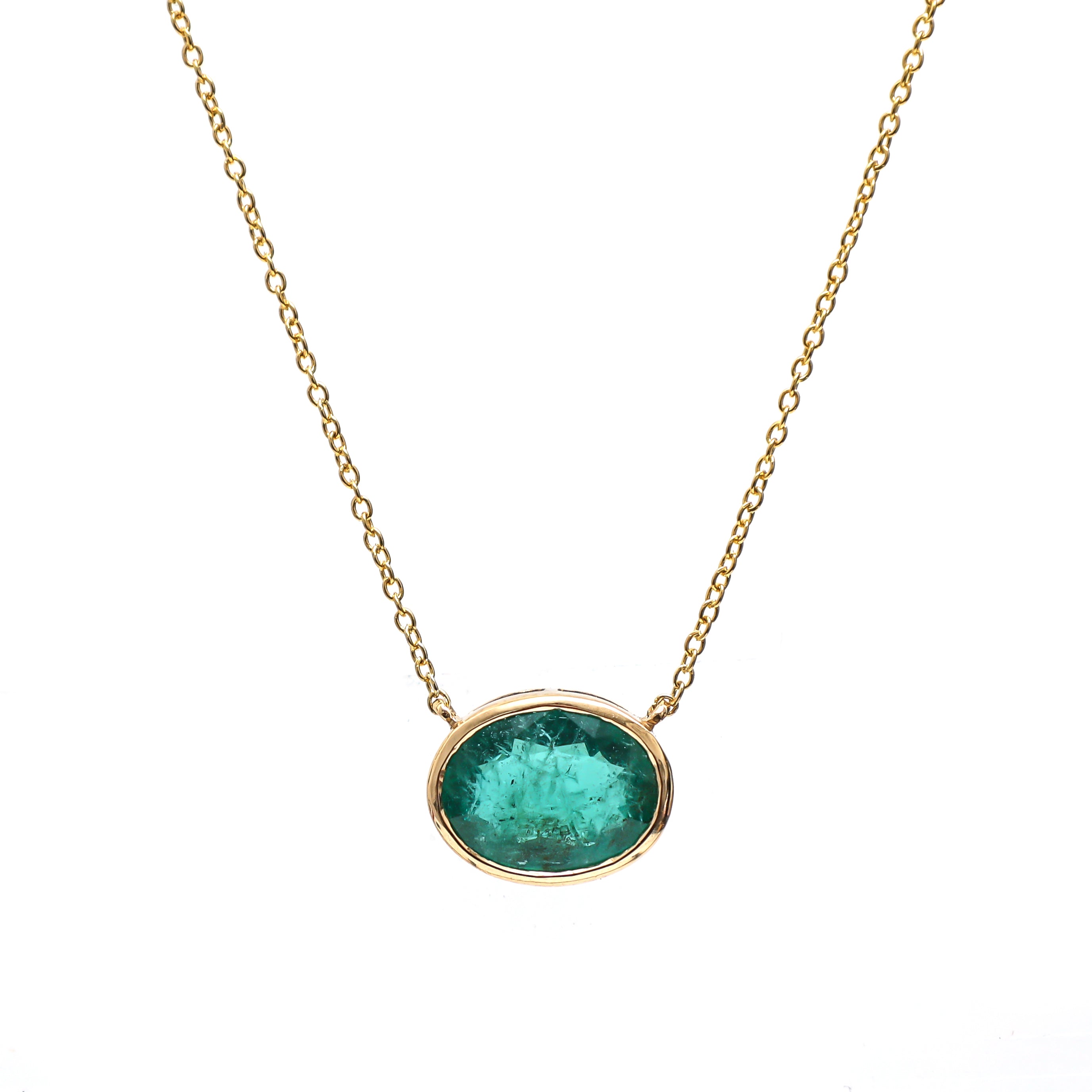 JPNC-209/2683 Emerald Oval 7X9 Bezal Chain Necklace | 18K