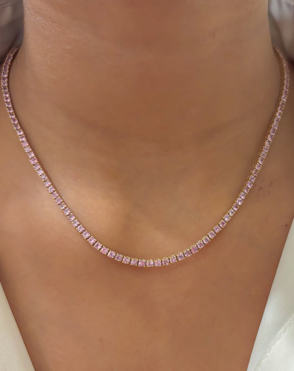 JPNC-380/4846 Pink Sapphire Round 2.50 Mm Necklace | 14K