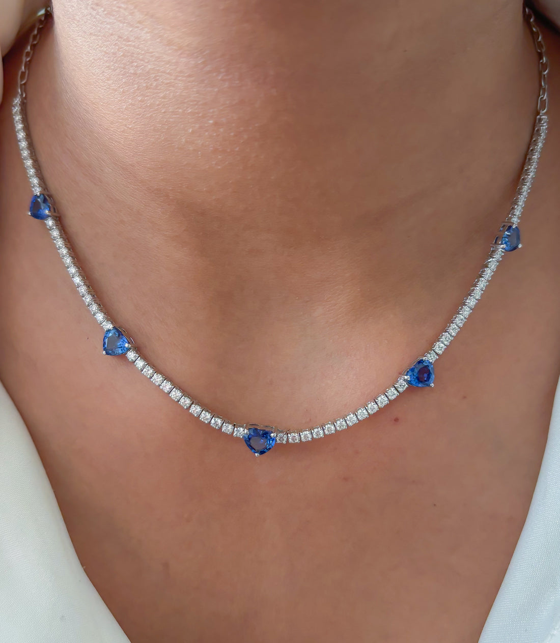 JPNC-461/5790 Blue Sapphire Heart With Diamond Necklace | 18K