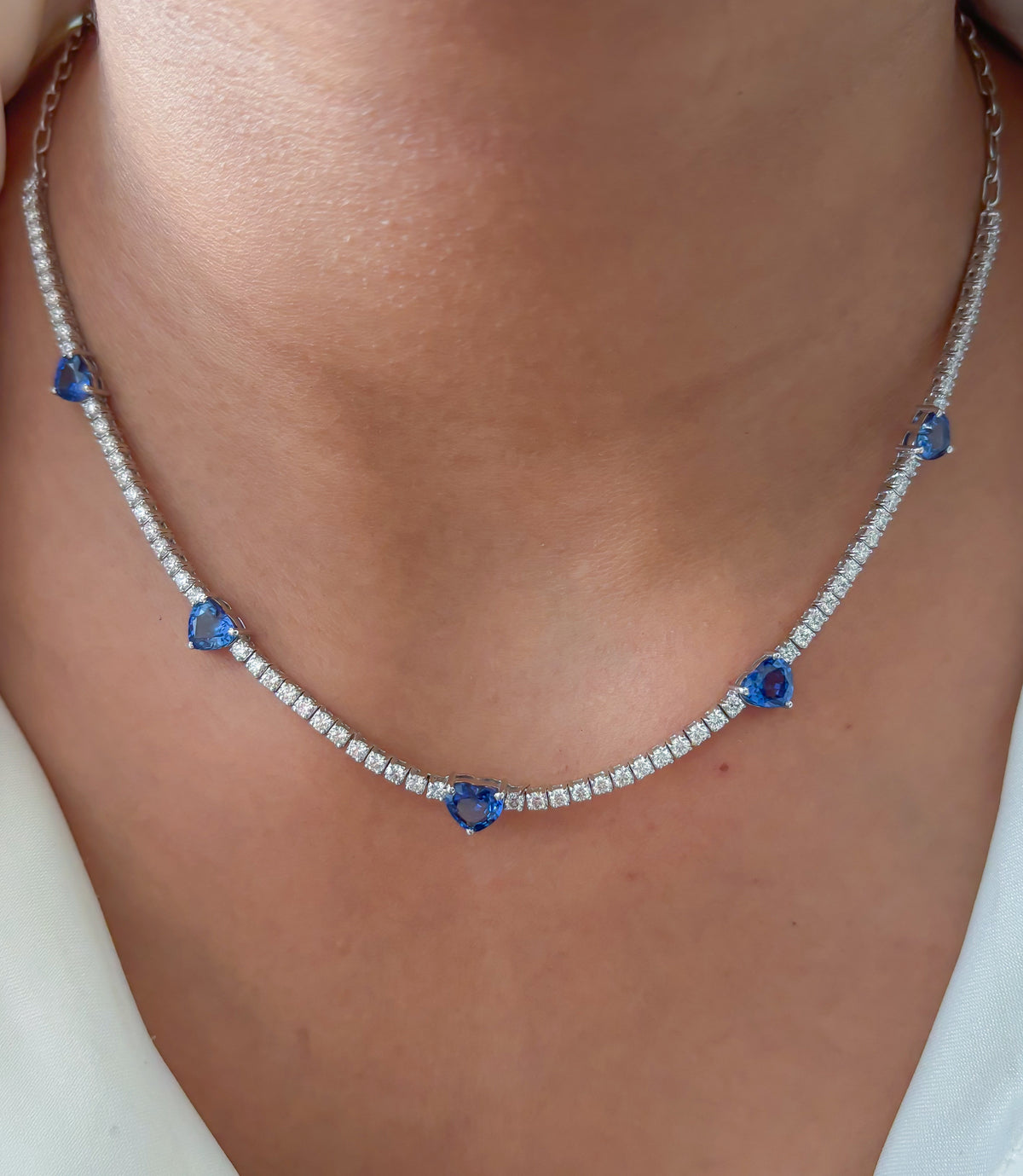 JPNC-461/5790 Blue Sapphire Heart With Diamond Necklace | 18K