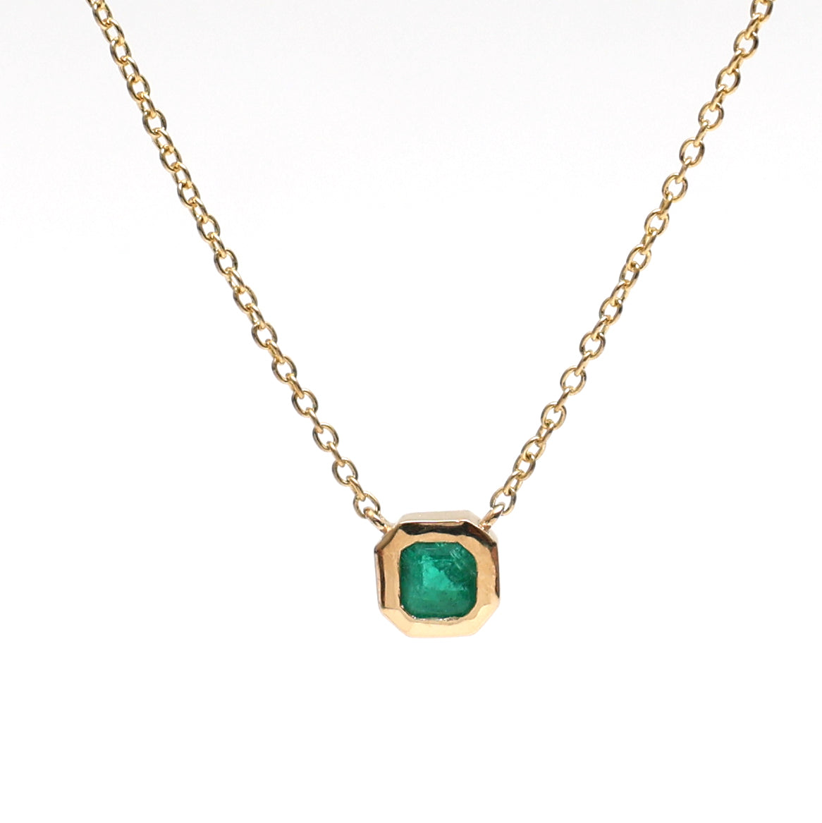 JPNC-581/7222 Emerald Square Octagon Bezel Set Thin Chain Necklace | 18K