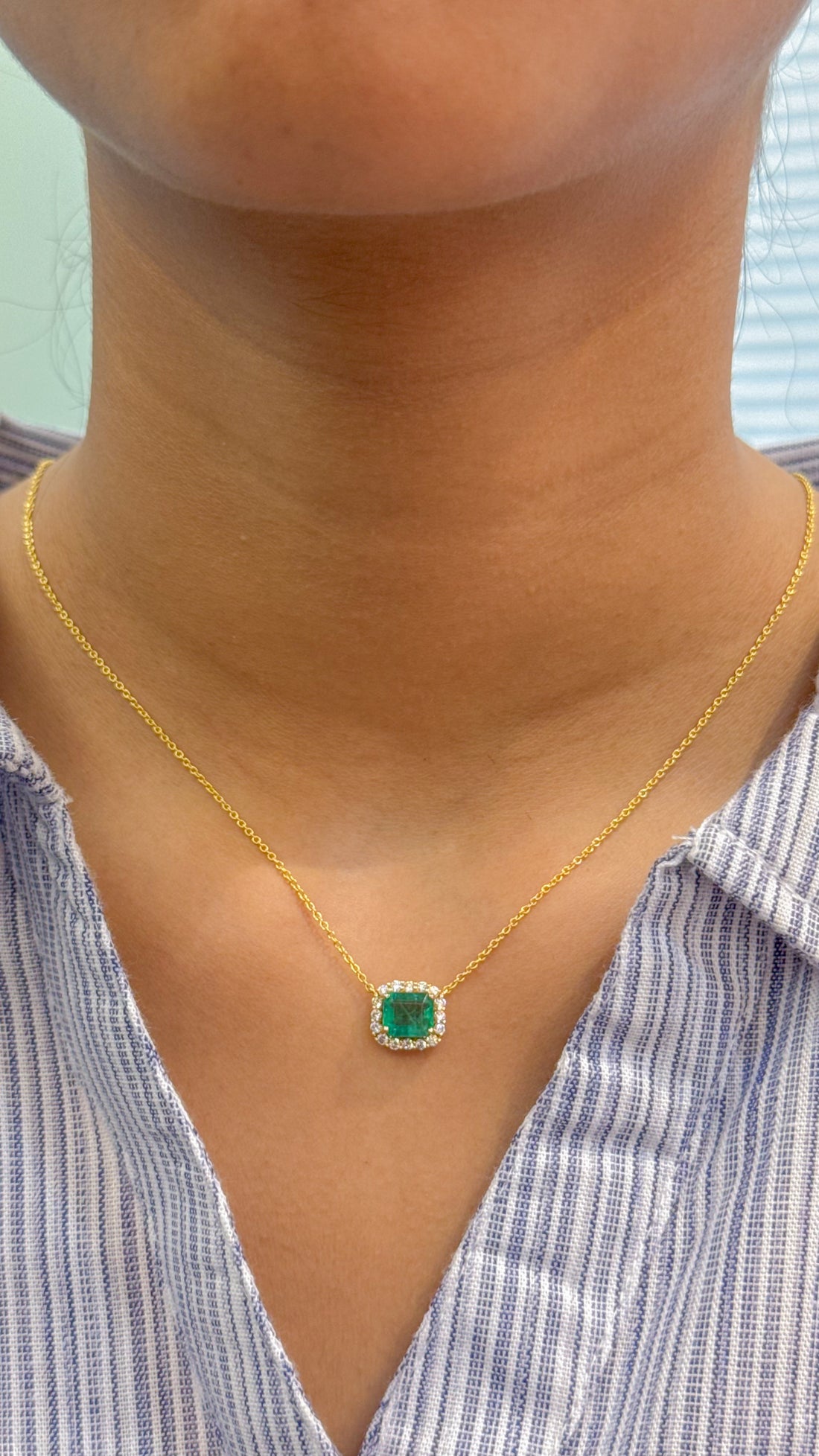 JPNC-593/7381 Emerald Halo Diamond Chain Necklace | 18K