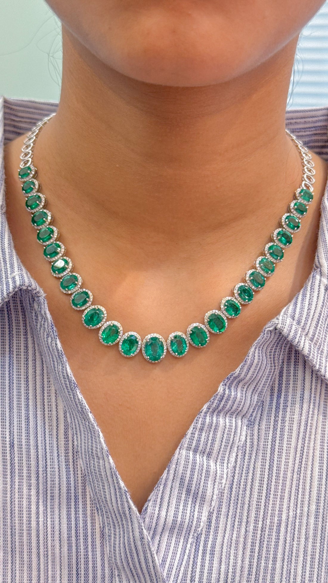 JPNC-647/7967 Emerald Oval Diamond Necklace | 18K