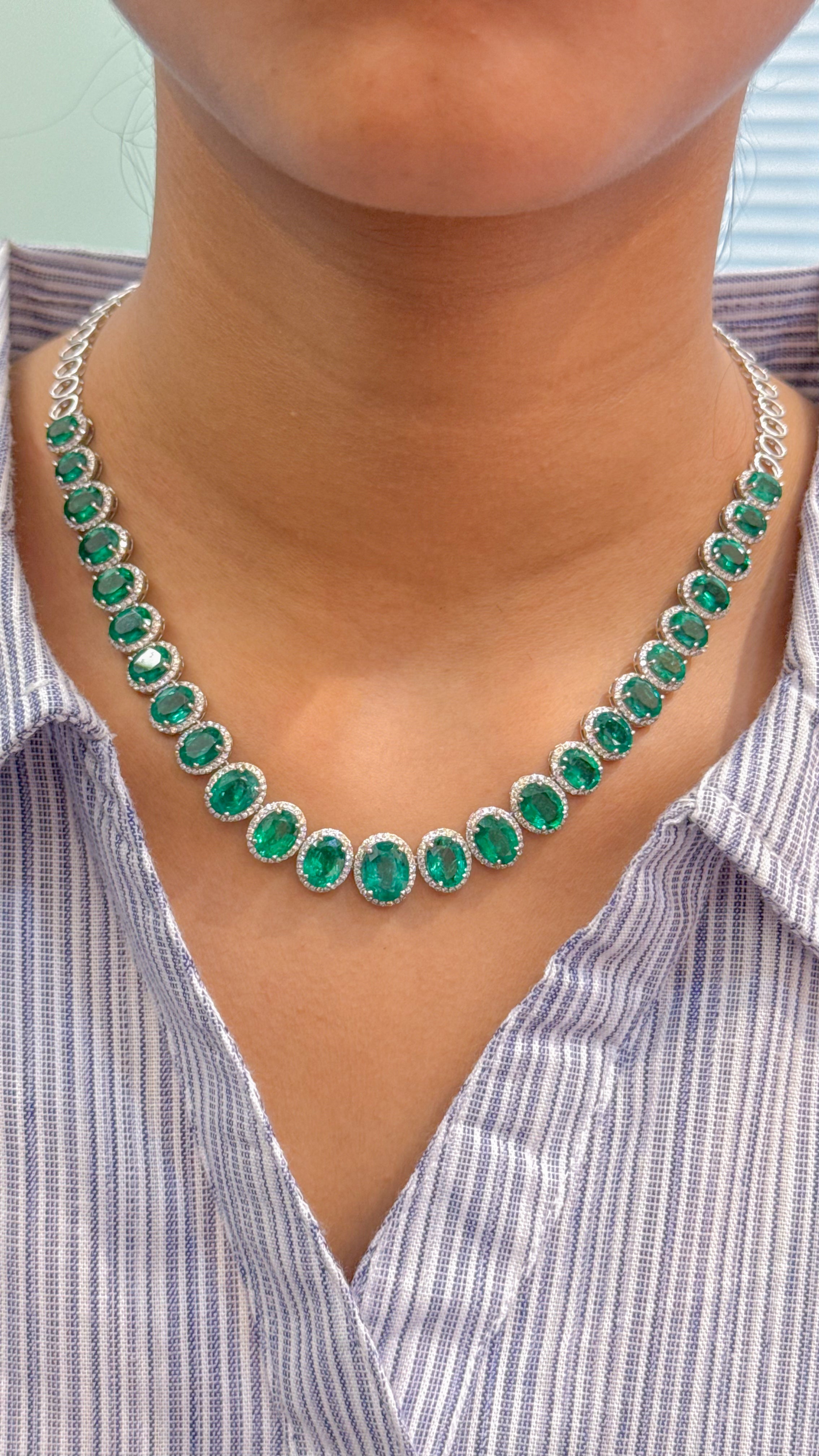 JPNC-647/7967 Emerald Oval Diamond Necklace | 18K