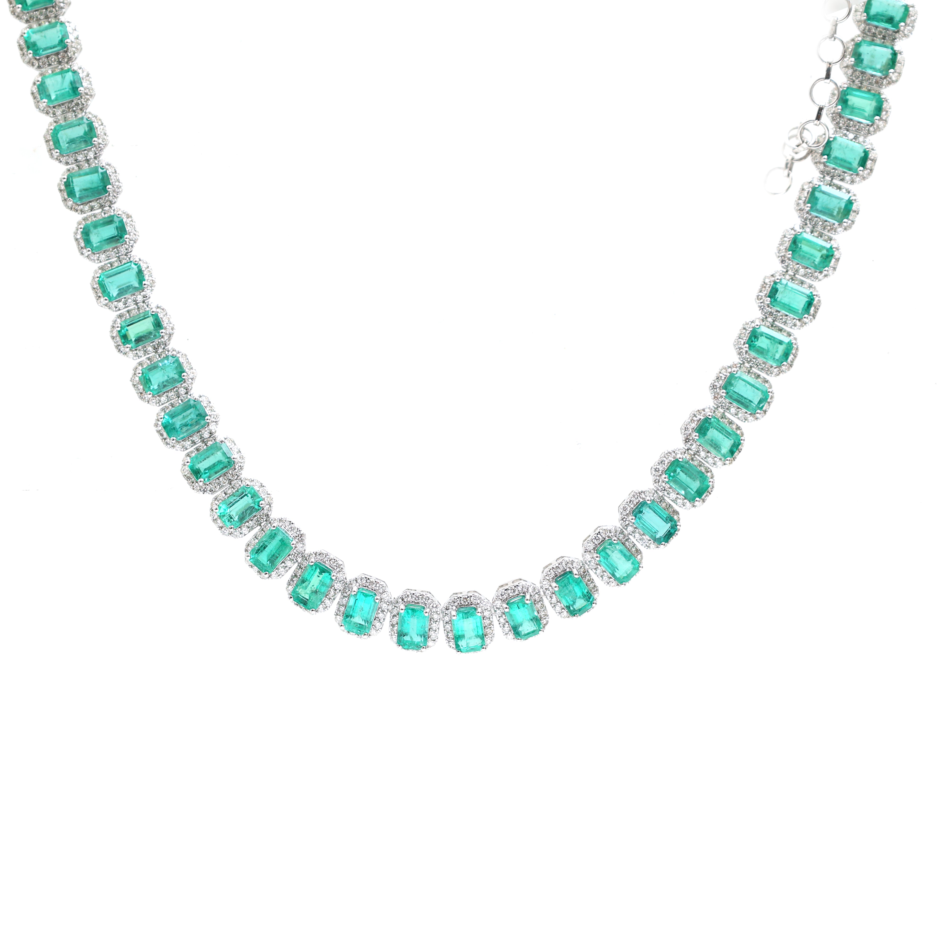JPNC-672/8240 Emerald Octagon 6X4 With Diamond Necklace | 18K