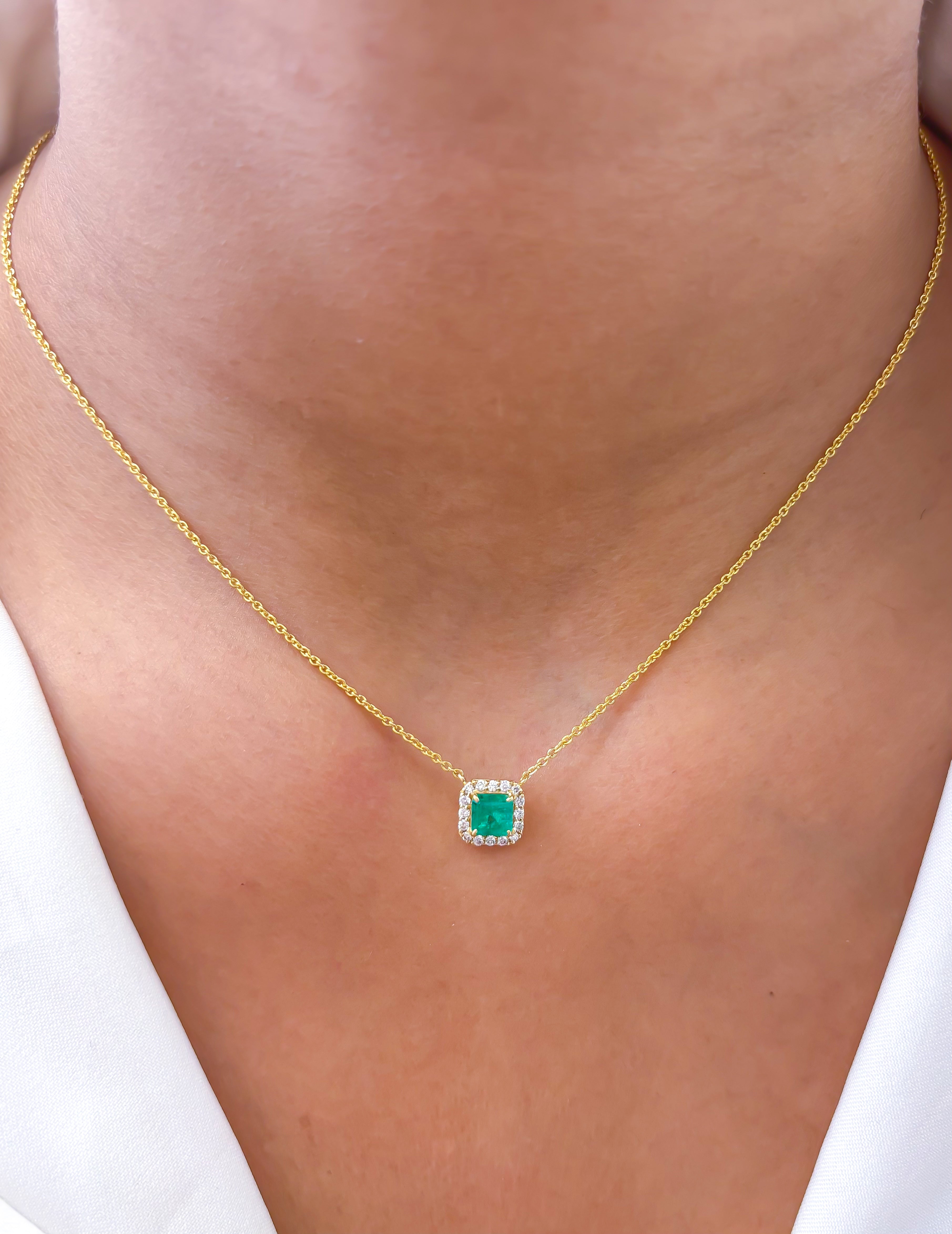 JPNC-736/10053 Colombian Emerald Diamond Necklace | 18K