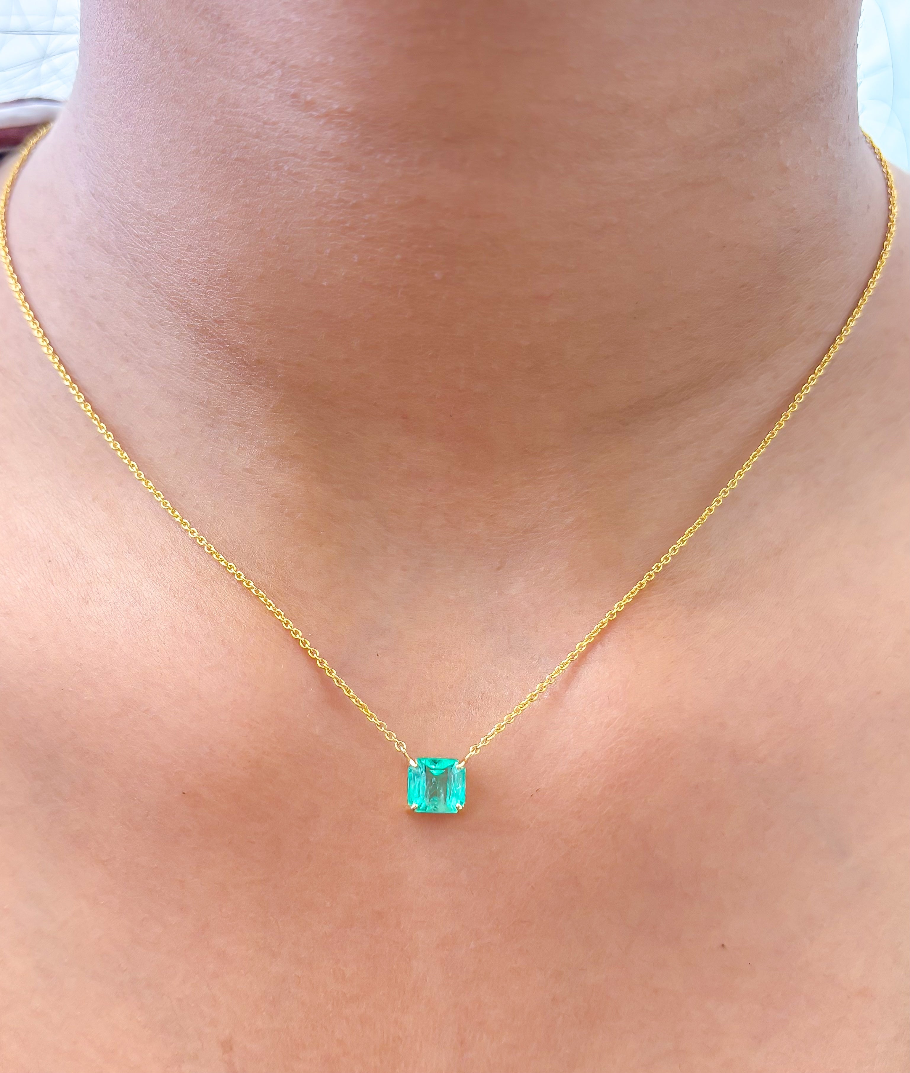 JPNC-750/10087 Colombian Emerald Necklace | 18K