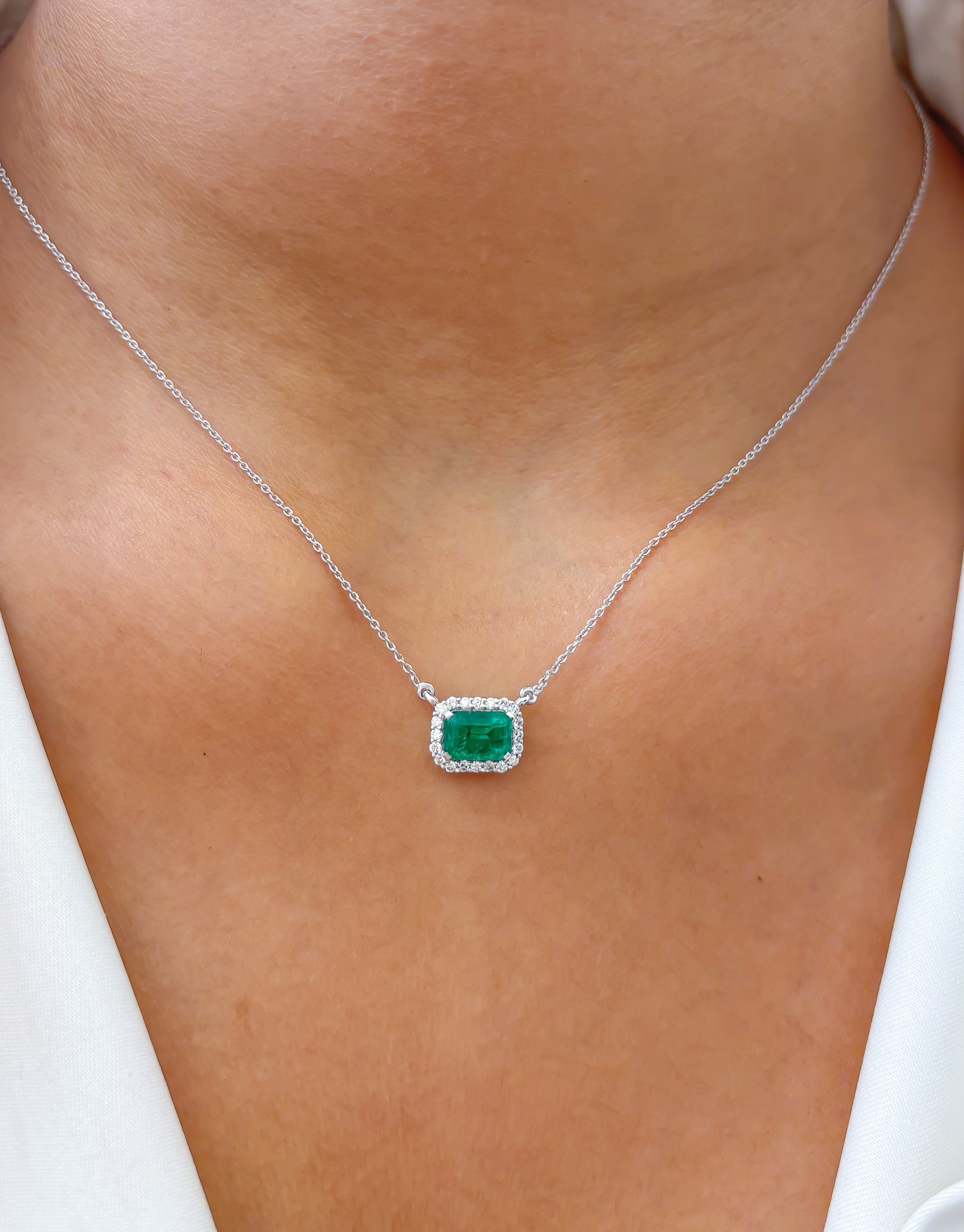 JPNC-771/10373 Emerald Diamond Necklace | 18K