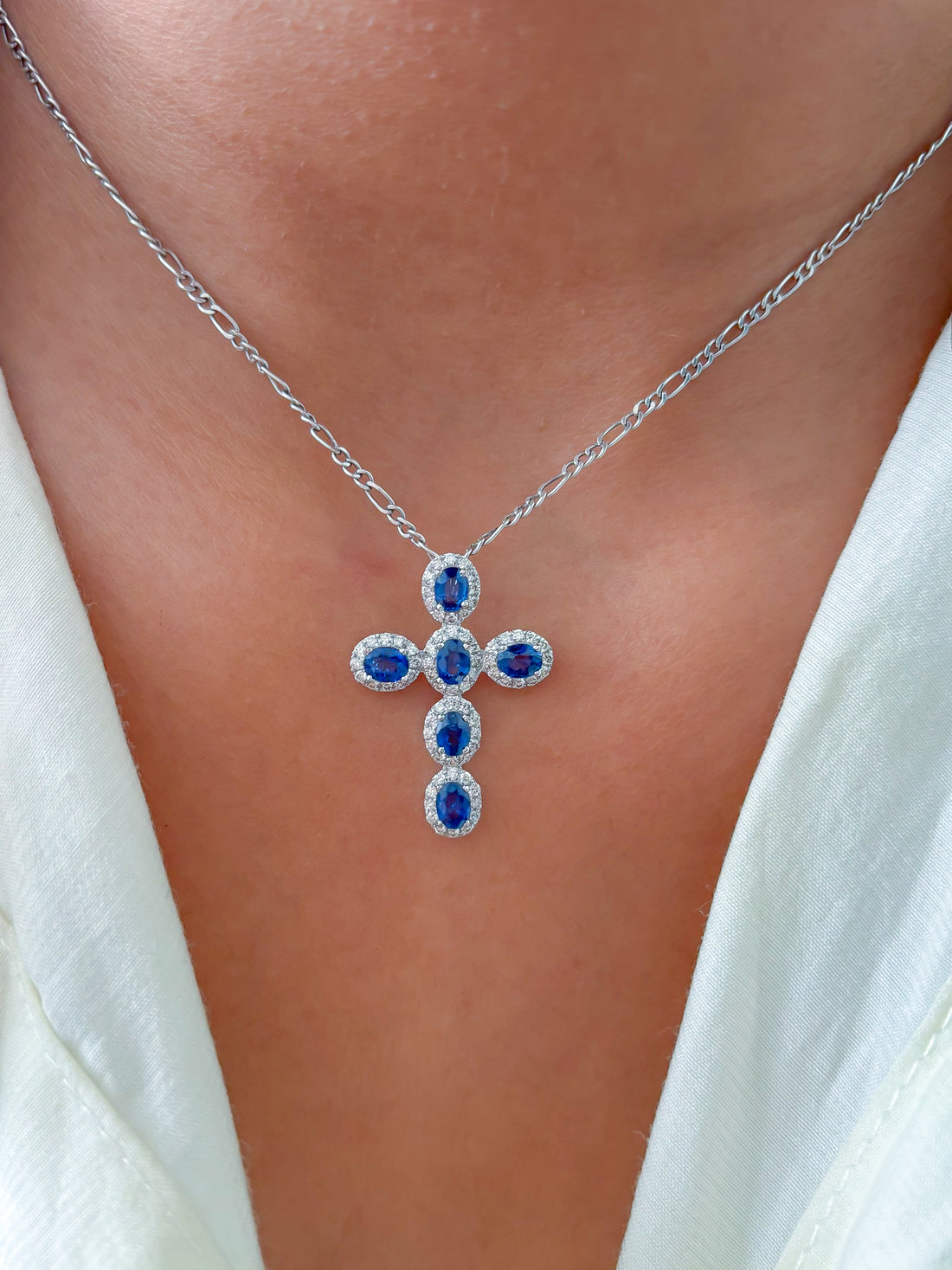JPPD-1004/10394 Blue Sapphire Diamond Pendant | 18K