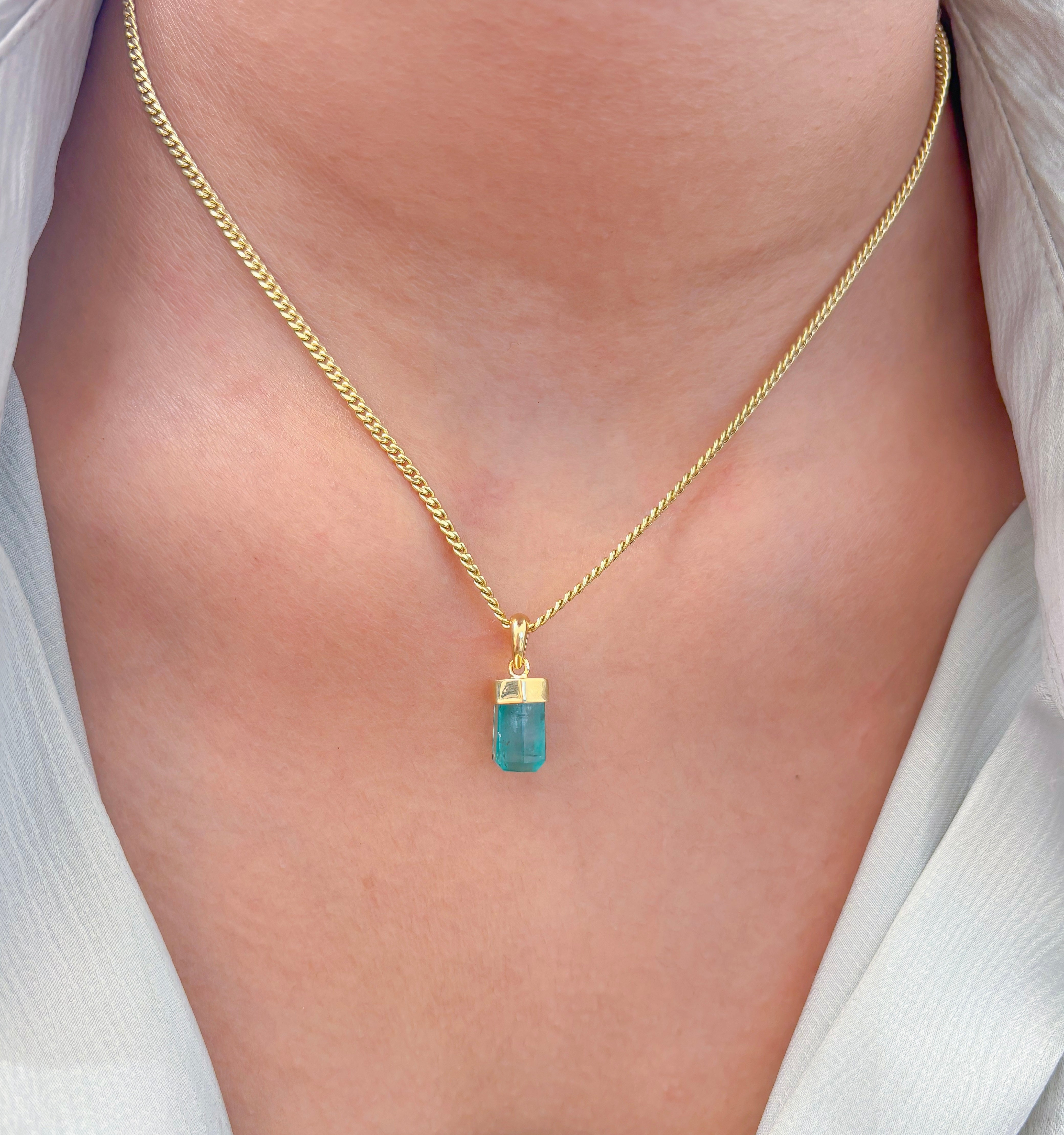 JPPD-1028/10538 Emerald Pendant | 18K