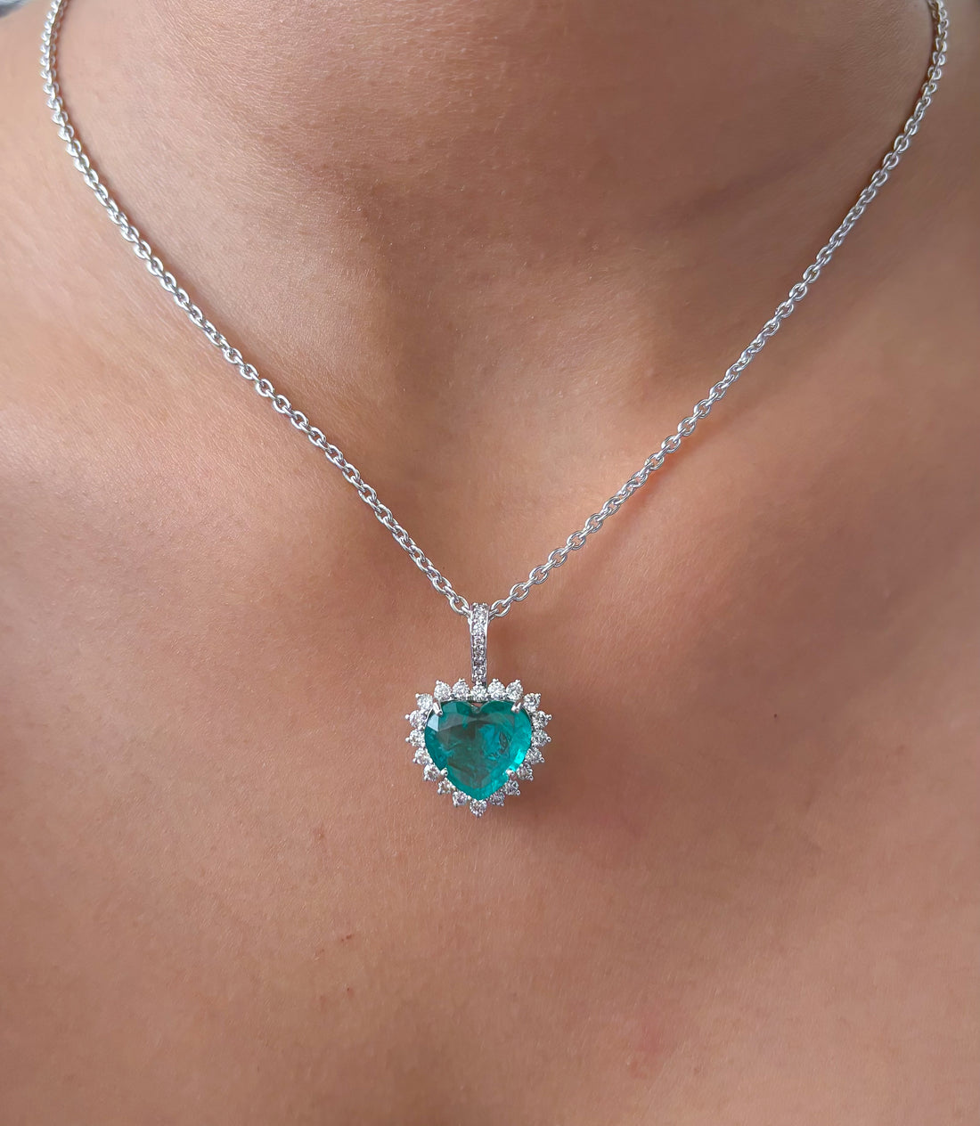 JPPD-1030/10553 Emerald Diamond Pendant | 18K