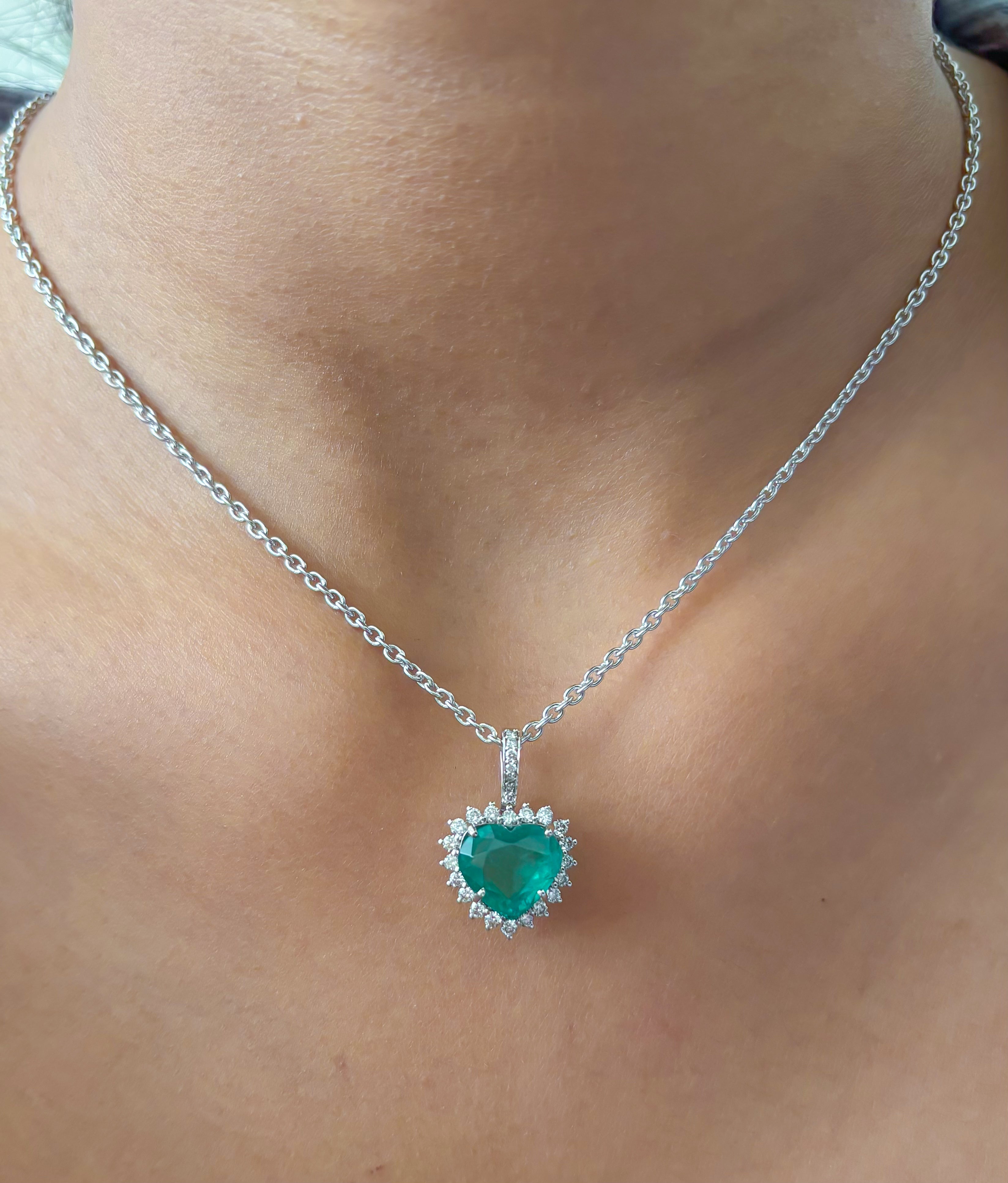 JPPD-1035/10558 Emerald Diamond Pendant | 18K
