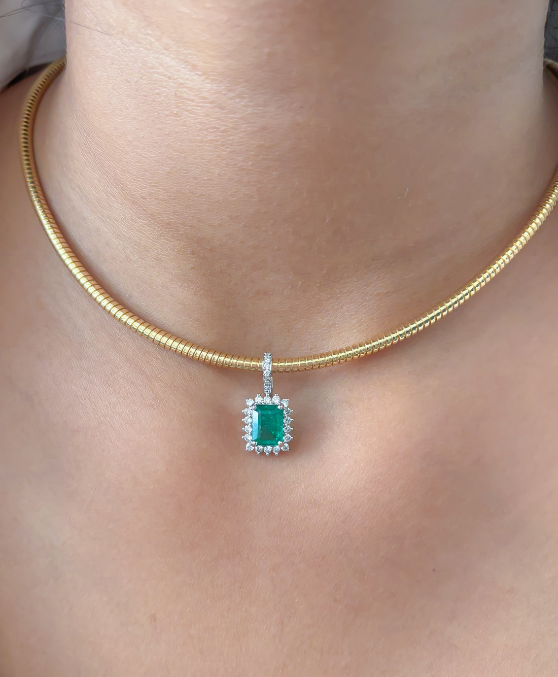 JPPD-1055/10637 Emerald Helo Diamond Octagon Pendant | 14K