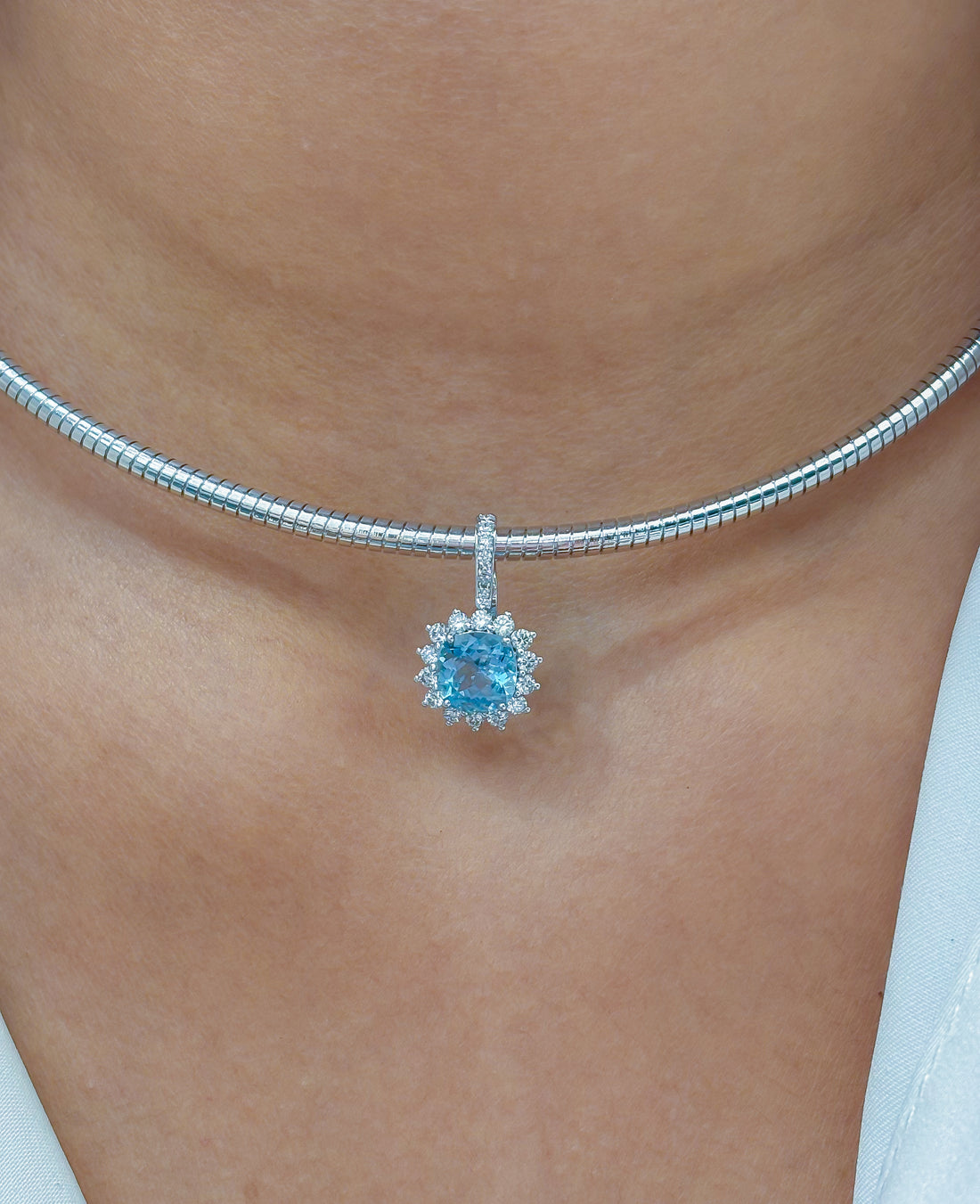 JPPD-1125/11290 Aquamarine Helo Diamond Octagon Pendant | 14K