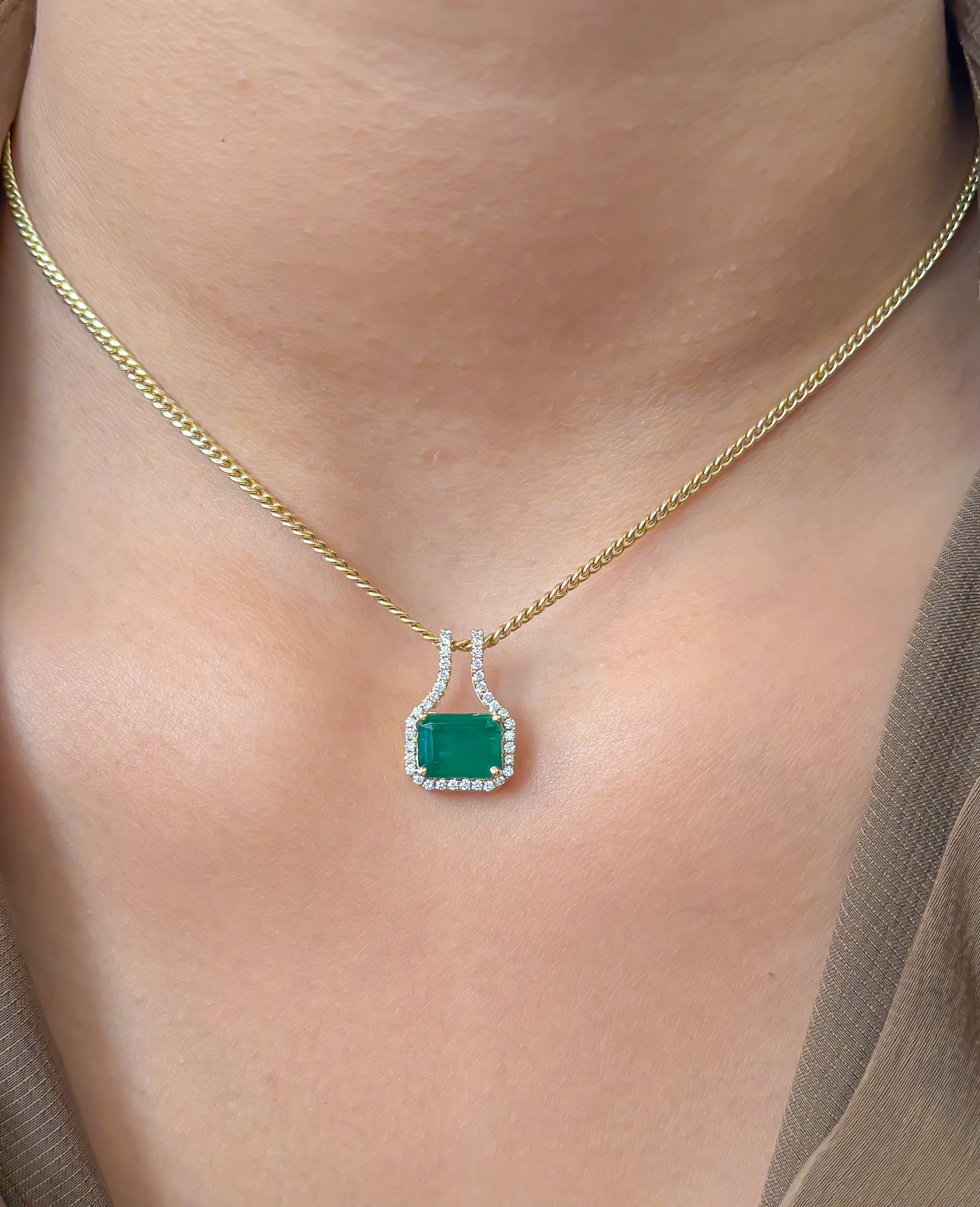 JPPD-1128/11323 Diamond Emerald Pendant | 18K