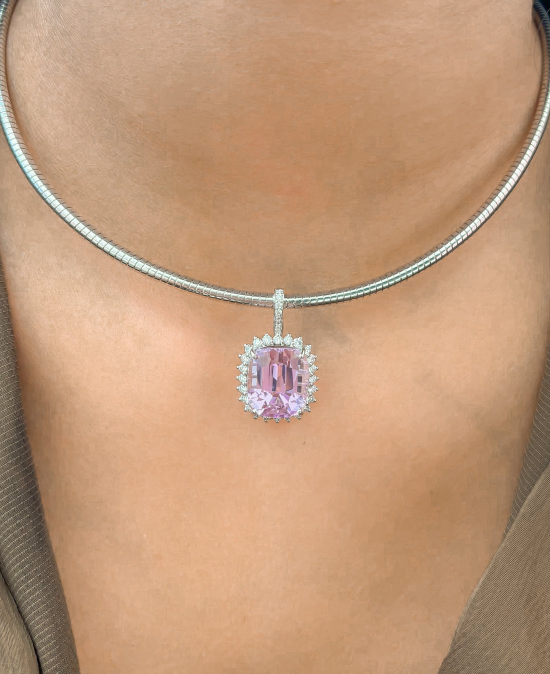JPPD-1153/11499 Kunzite Helo Diamond Octagon Pendant | 14K