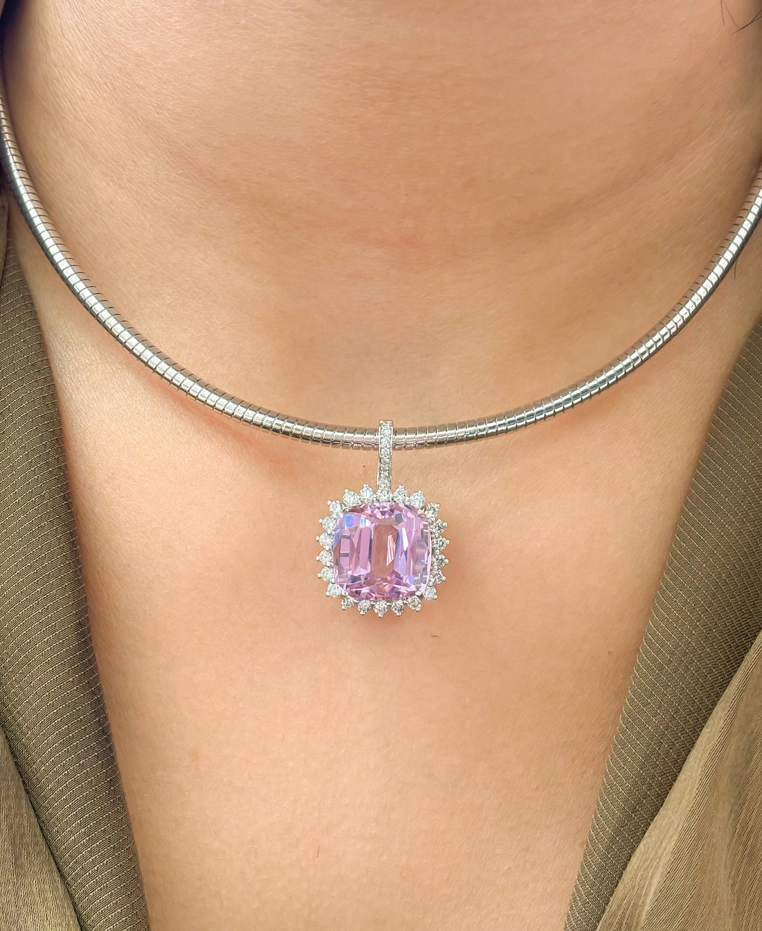 JPPD-1162/11508 Kunzite Helo Diamond Octagon Pendant | 14K