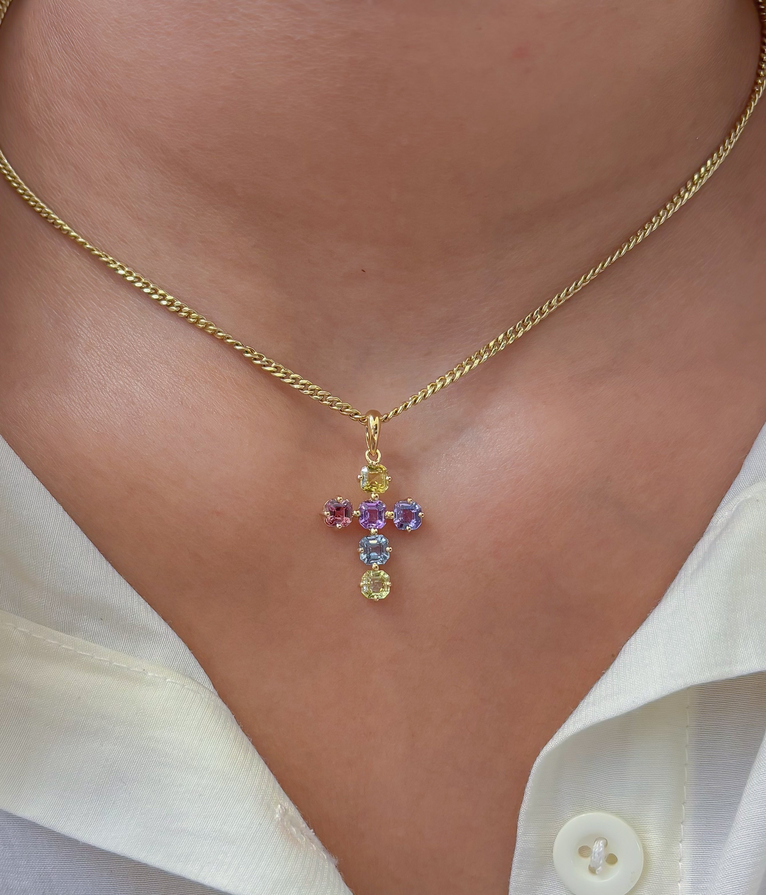 JPPD-1198/11945 Rainbow Sapphire Pendant | 18K
