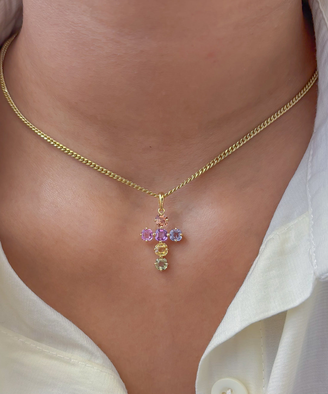 JPPD-1200/11947 Rainbow Sapphire Pendant | 18K