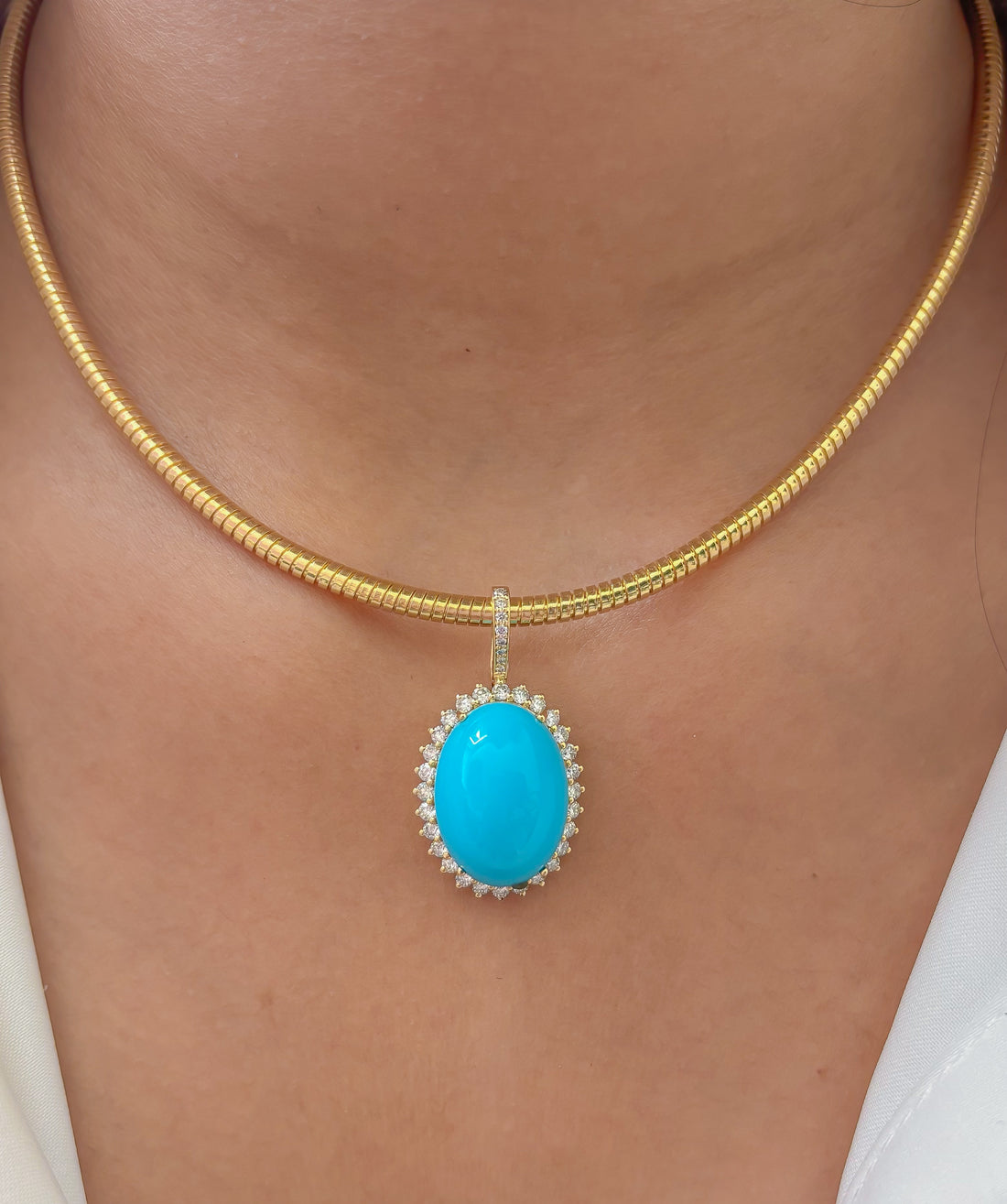 JPPD-1211/12059 Turquoise Helo Diamond Oval Pendant | 14K