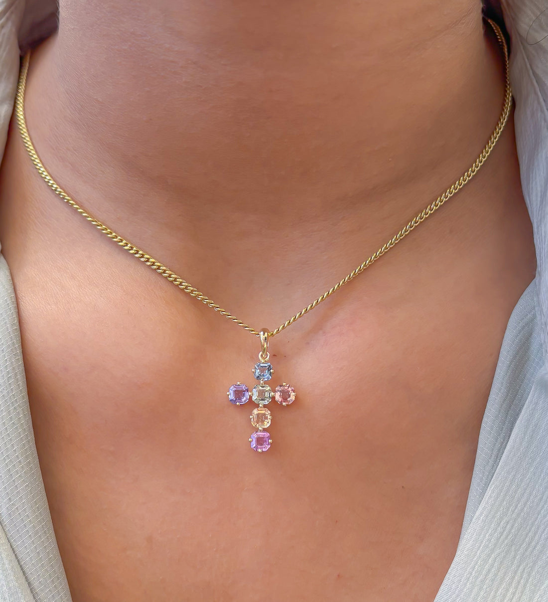 JPPD-1232/12226 Rainbow Sapphire Pendant | 14K