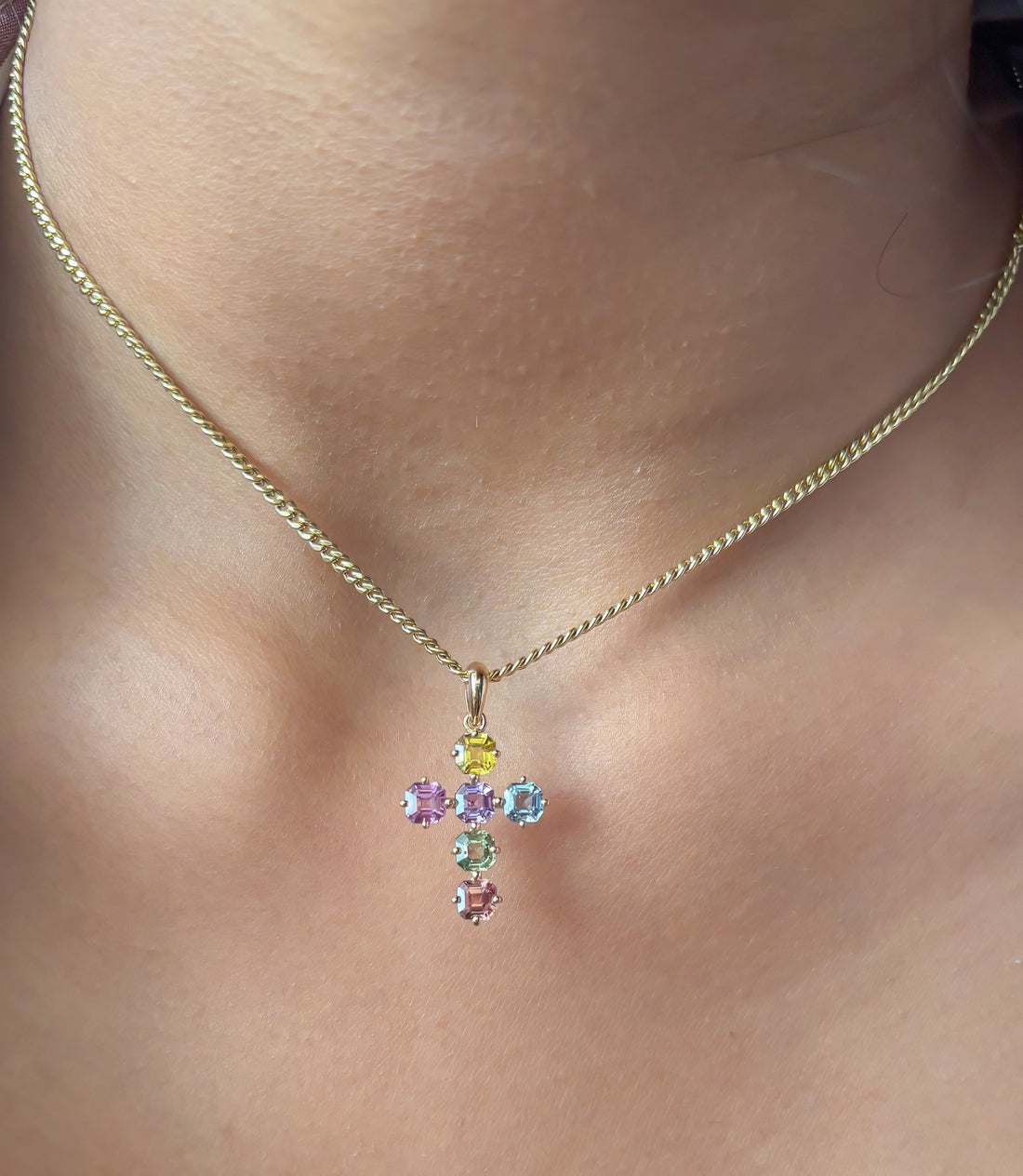 JPPD-1236/12321 Rainbow Sapphire Pendant | 14K